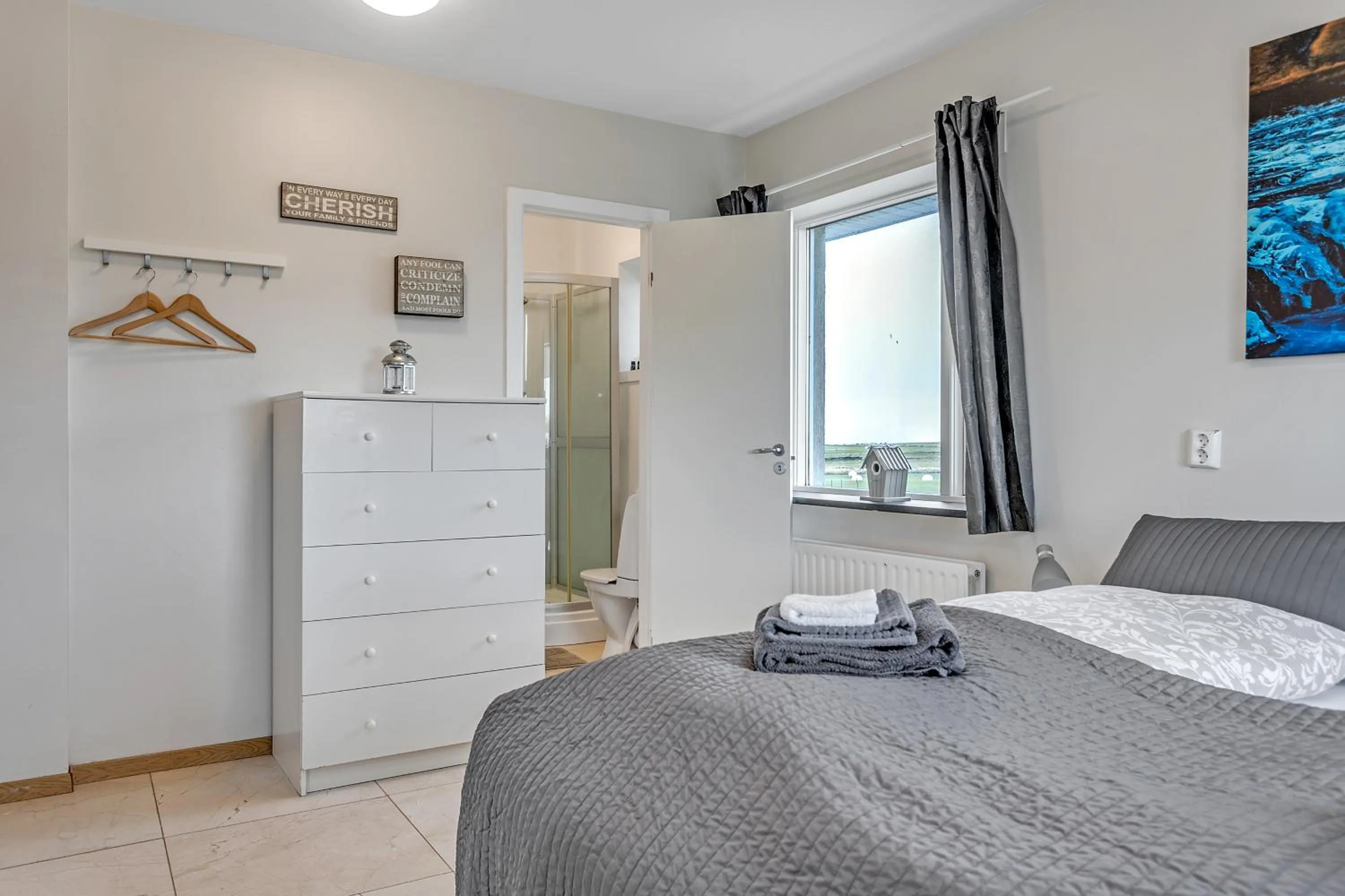 Photo of the whole room, Bed in Guesthouse Vatnsholt