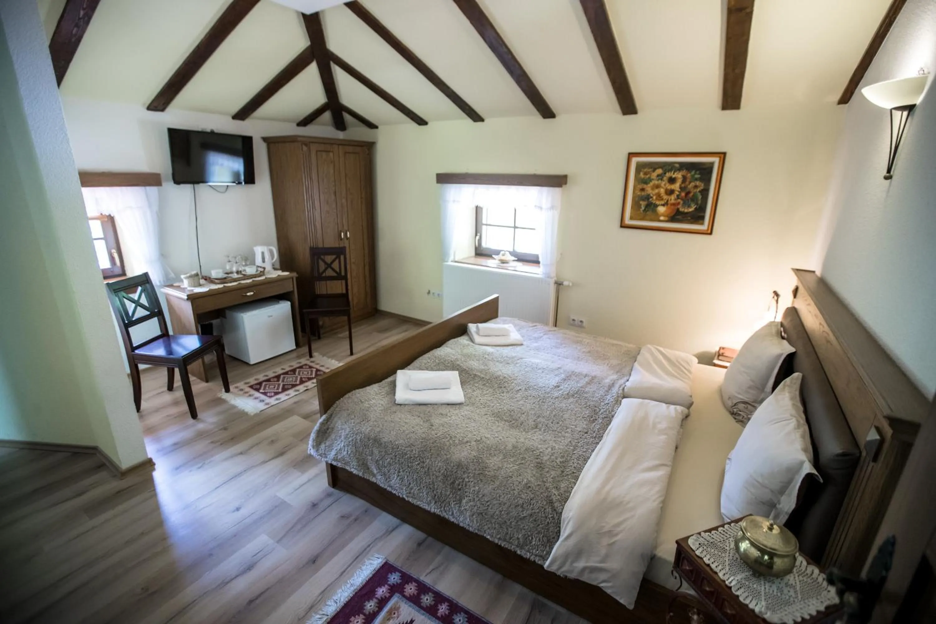 Photo of the whole room, Bed in The House of the Miyaks