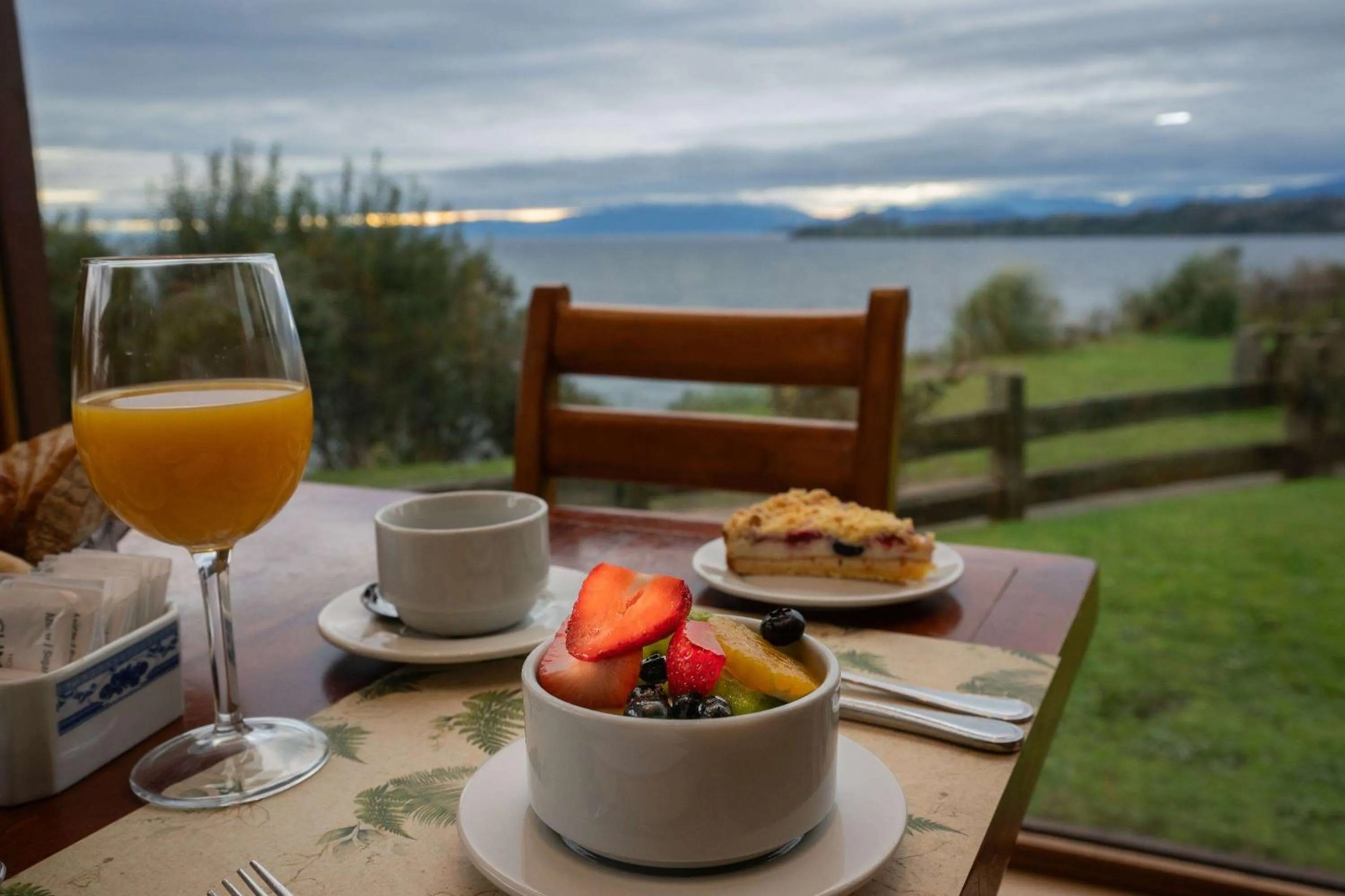 Restaurant/places to eat in Wyndham Puerto Varas Pettra