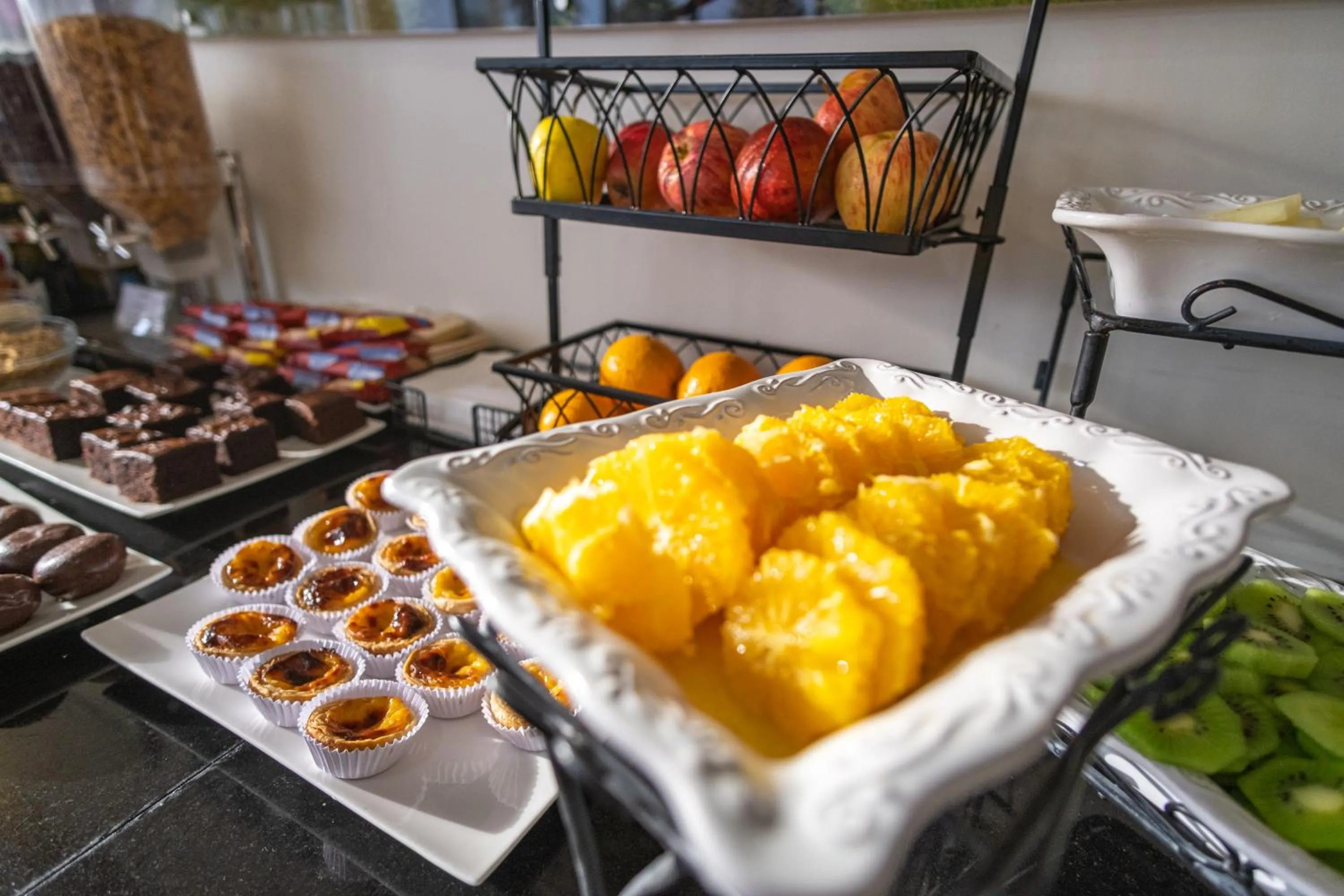 Buffet breakfast in Atlantida Mar Hotel