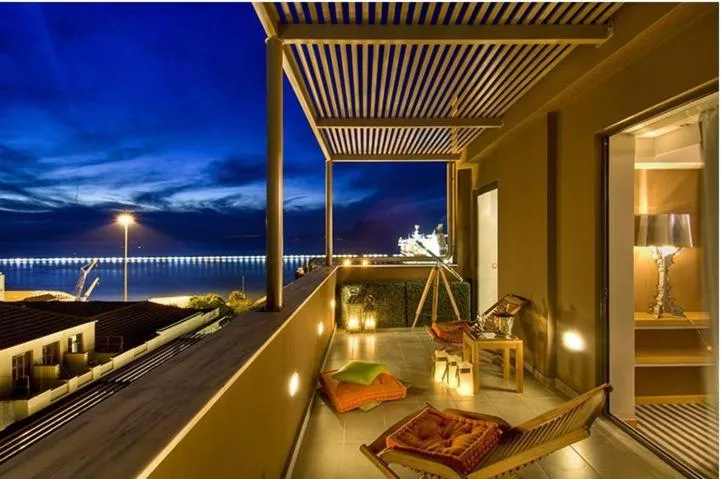 Balcony/Terrace in Galaxy City Center Hotel