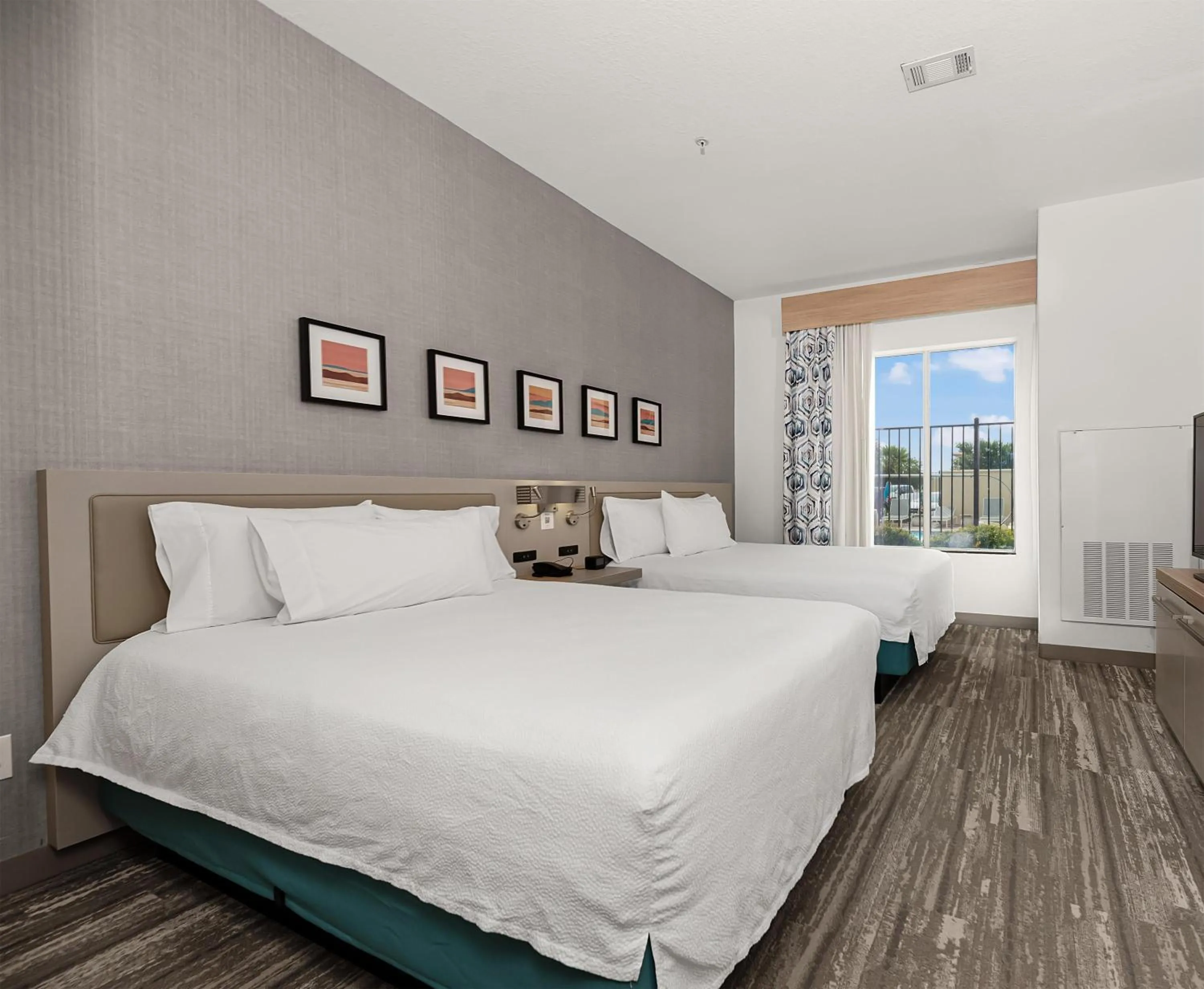 Bed in Hilton Garden Inn New Braunfels