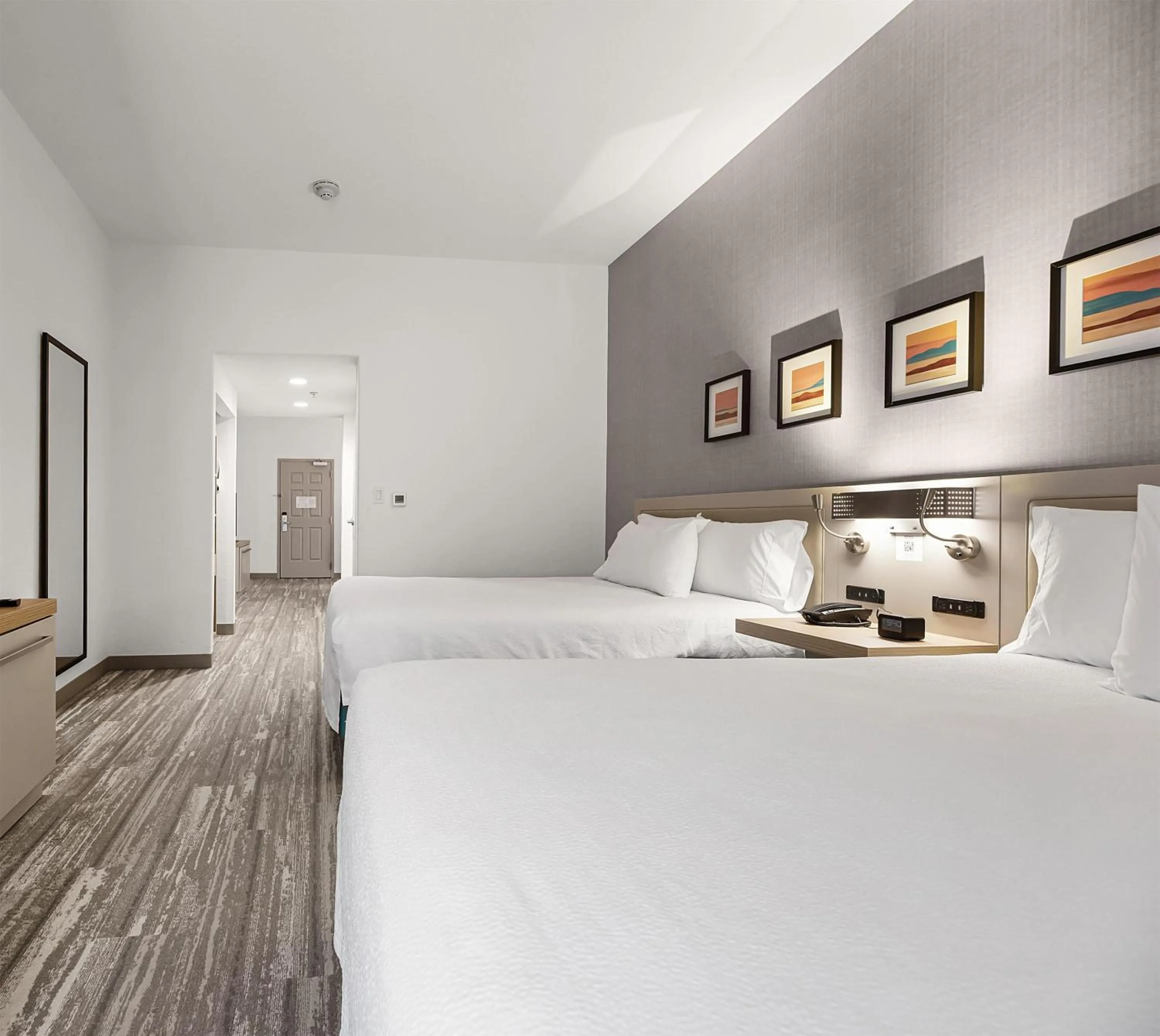 Bed in Hilton Garden Inn New Braunfels