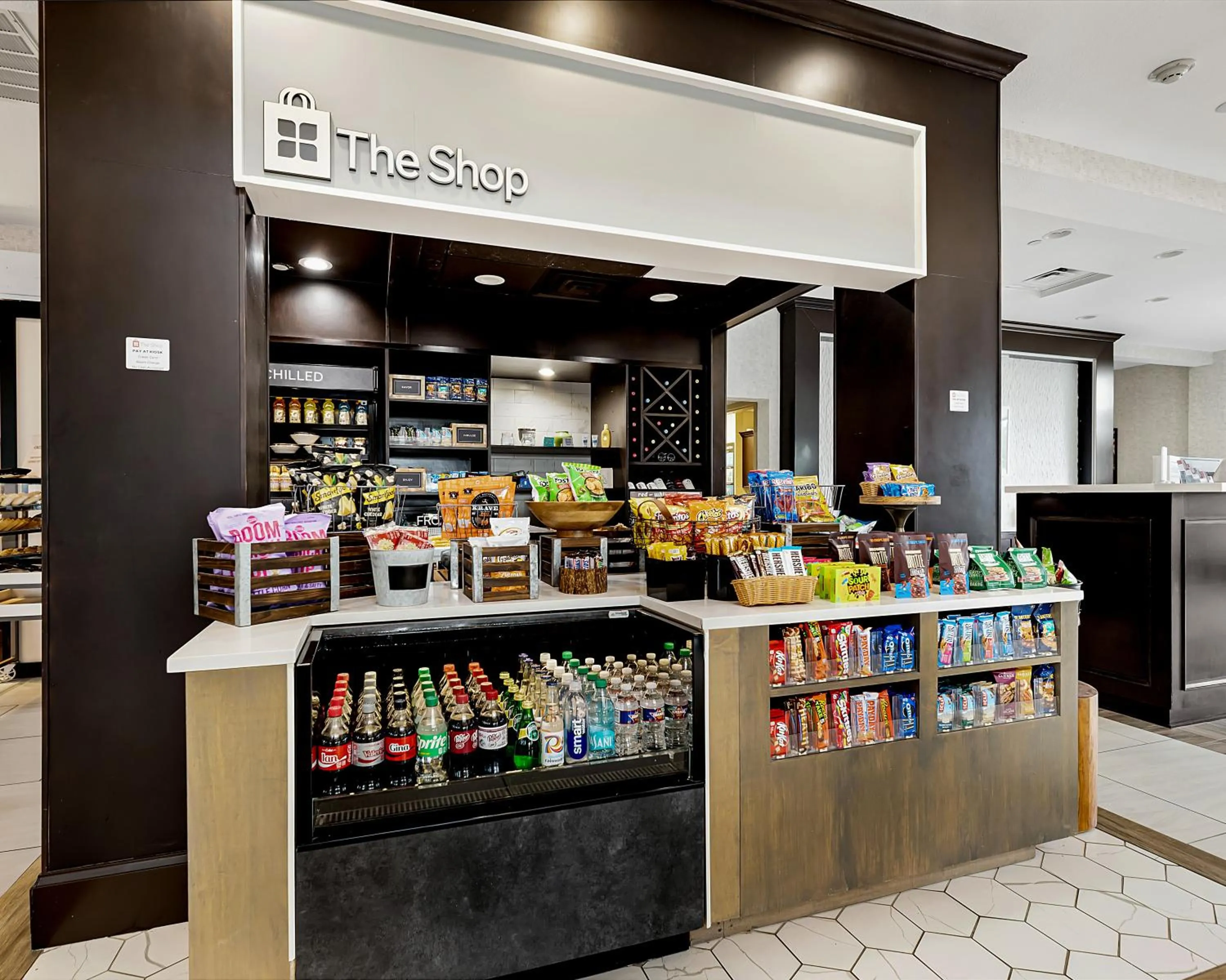 On-site shops in Hilton Garden Inn New Braunfels