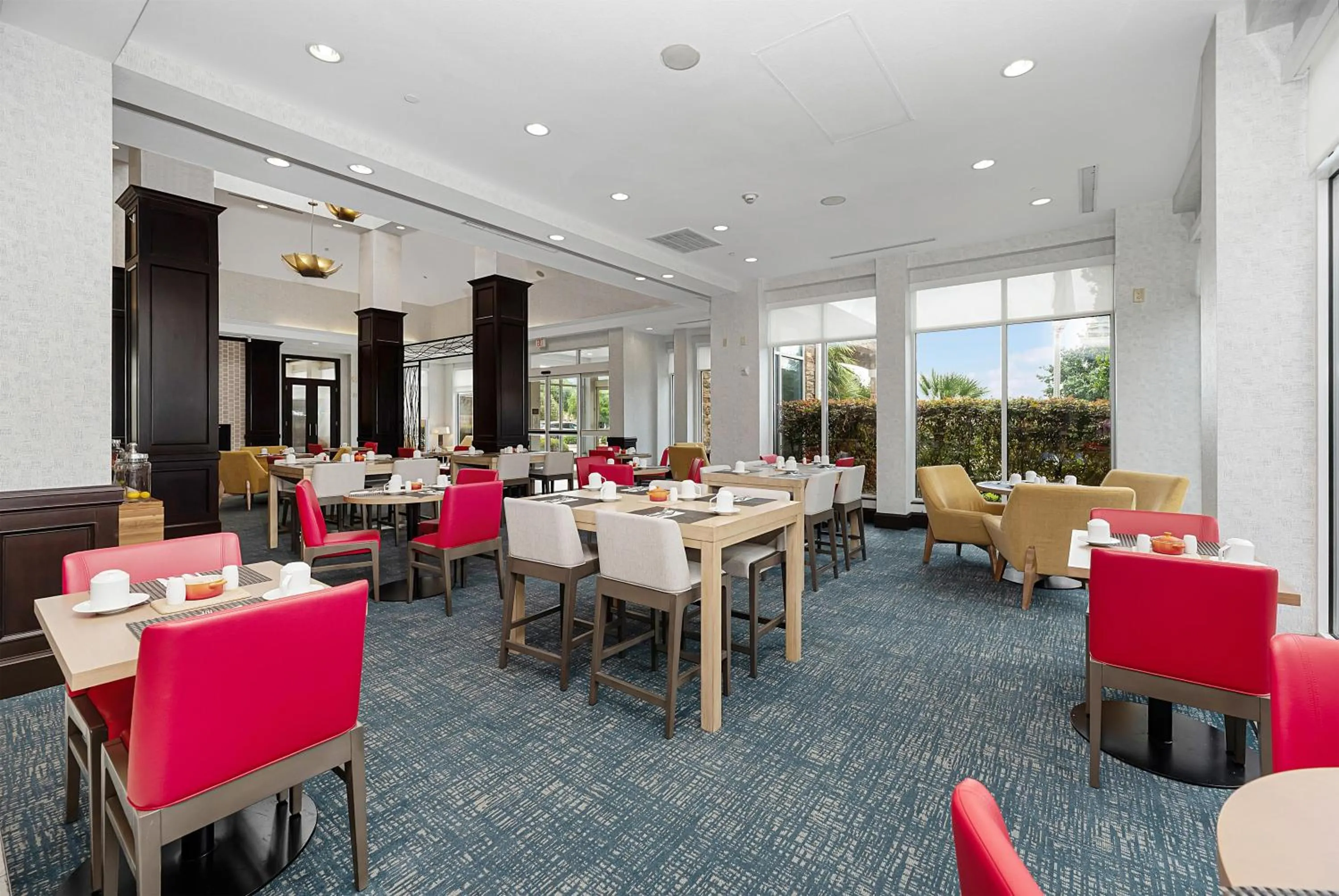 Restaurant/places to eat in Hilton Garden Inn New Braunfels