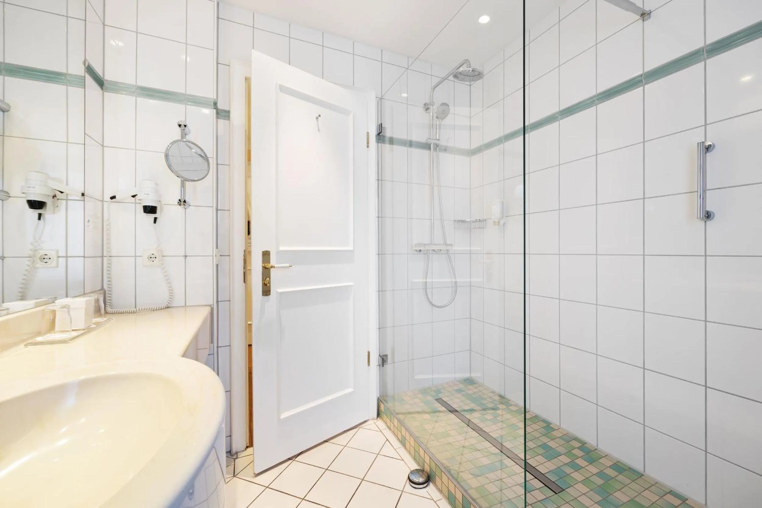 Bathroom in Strandhotel Sylt Westerland