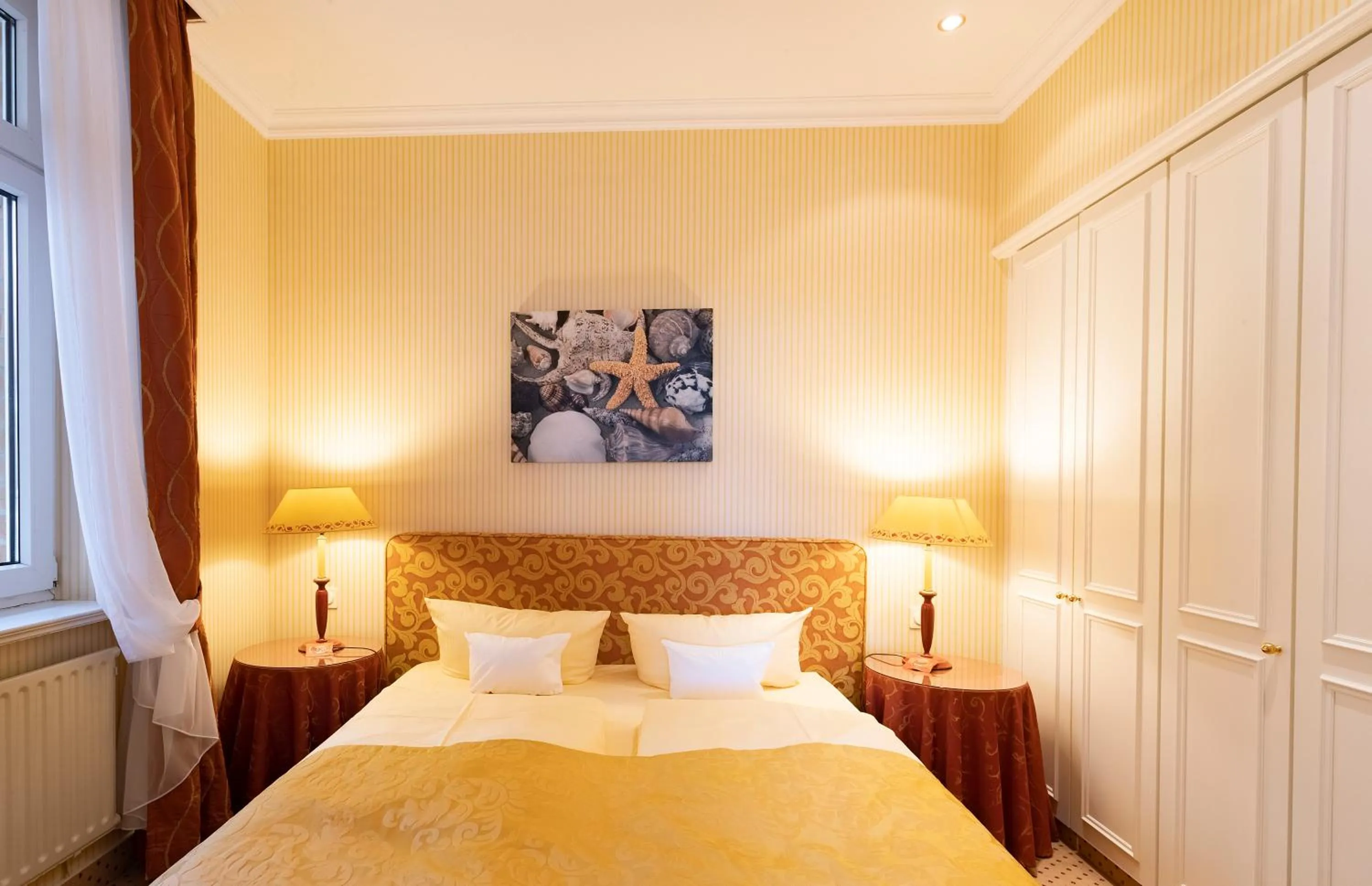 Bed in Strandhotel Sylt Westerland