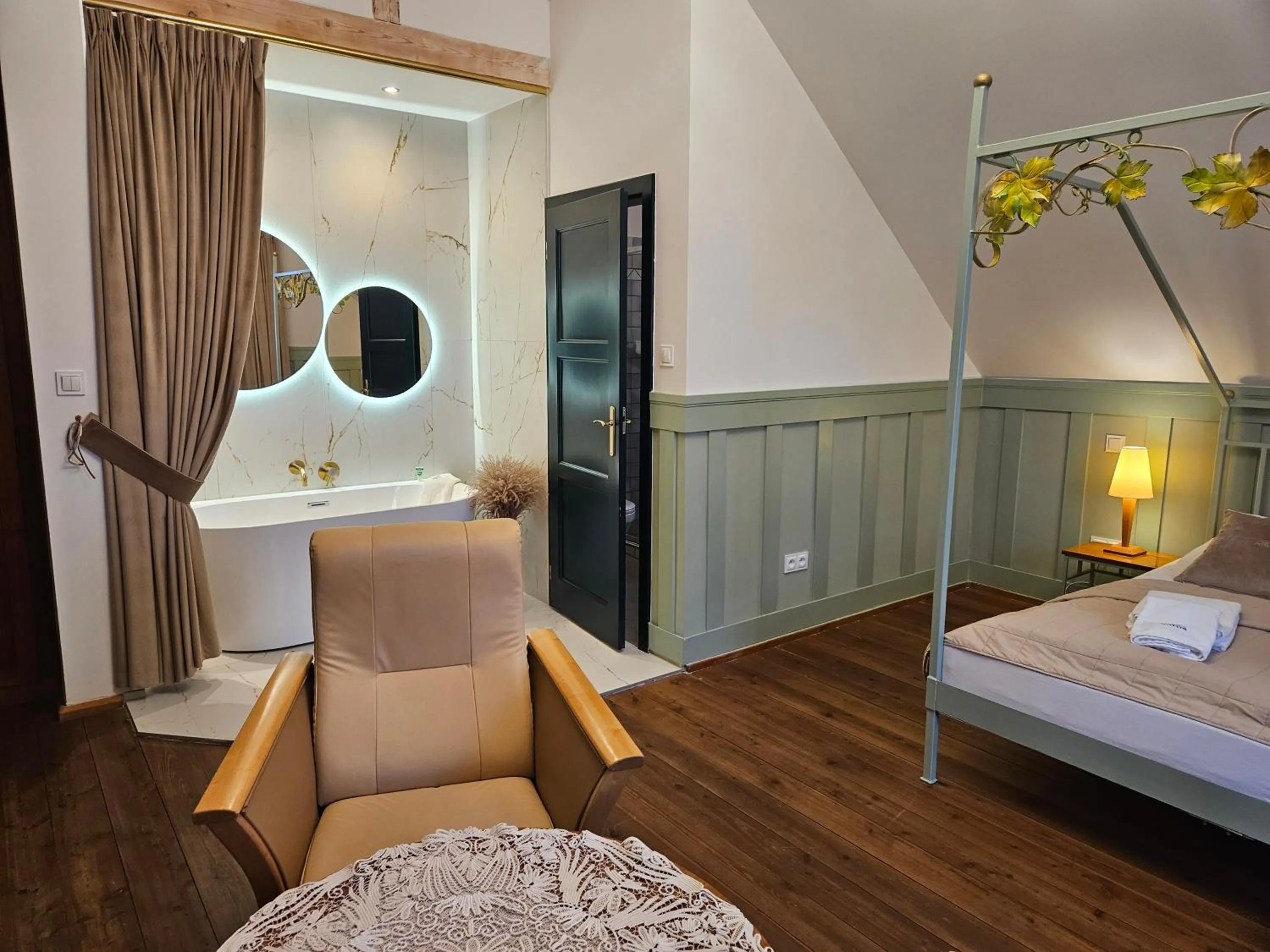 Living room, Bed in Dom Potok