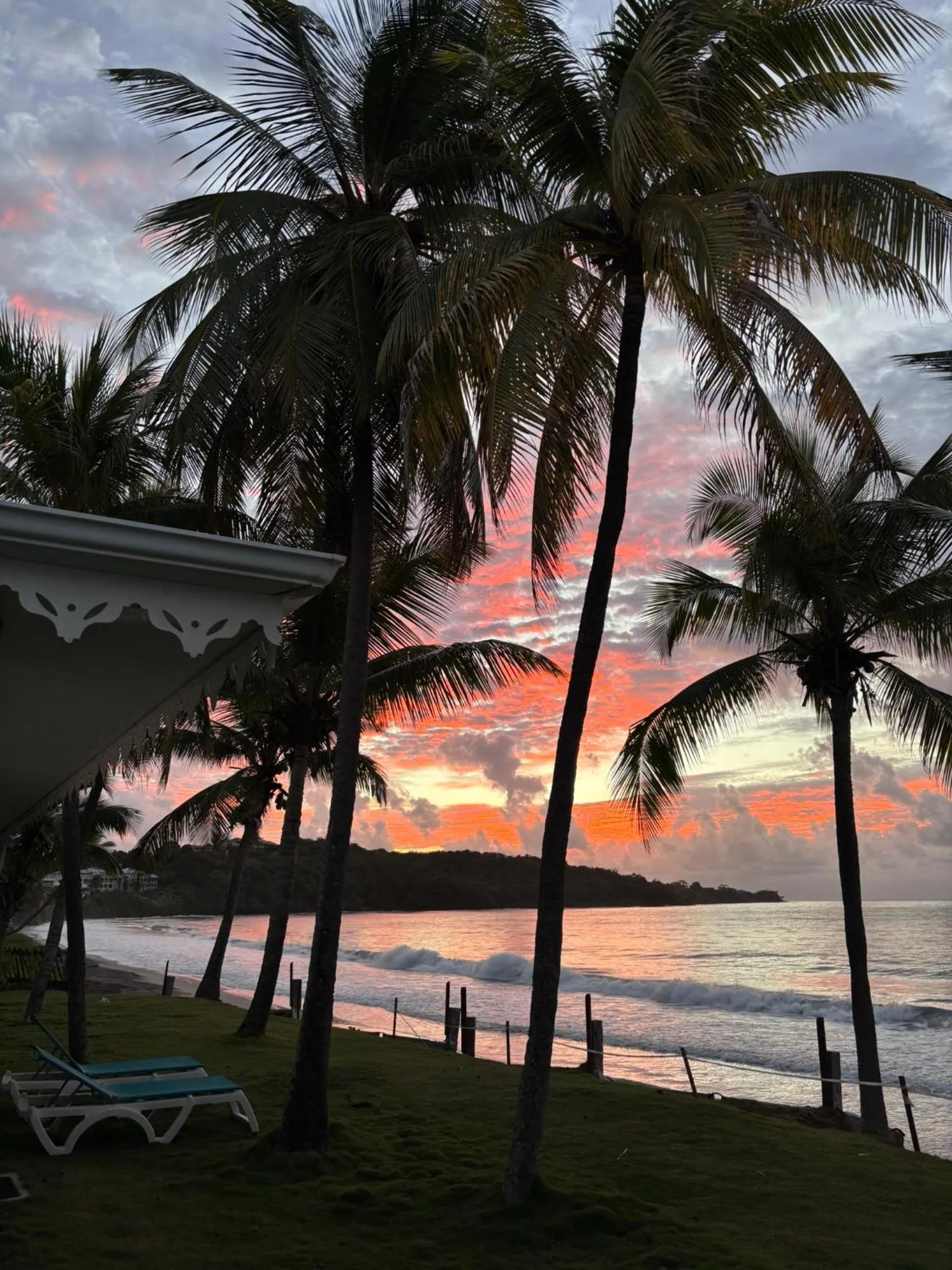 Sunset in Diamant les bains - Résidence Hôtelière