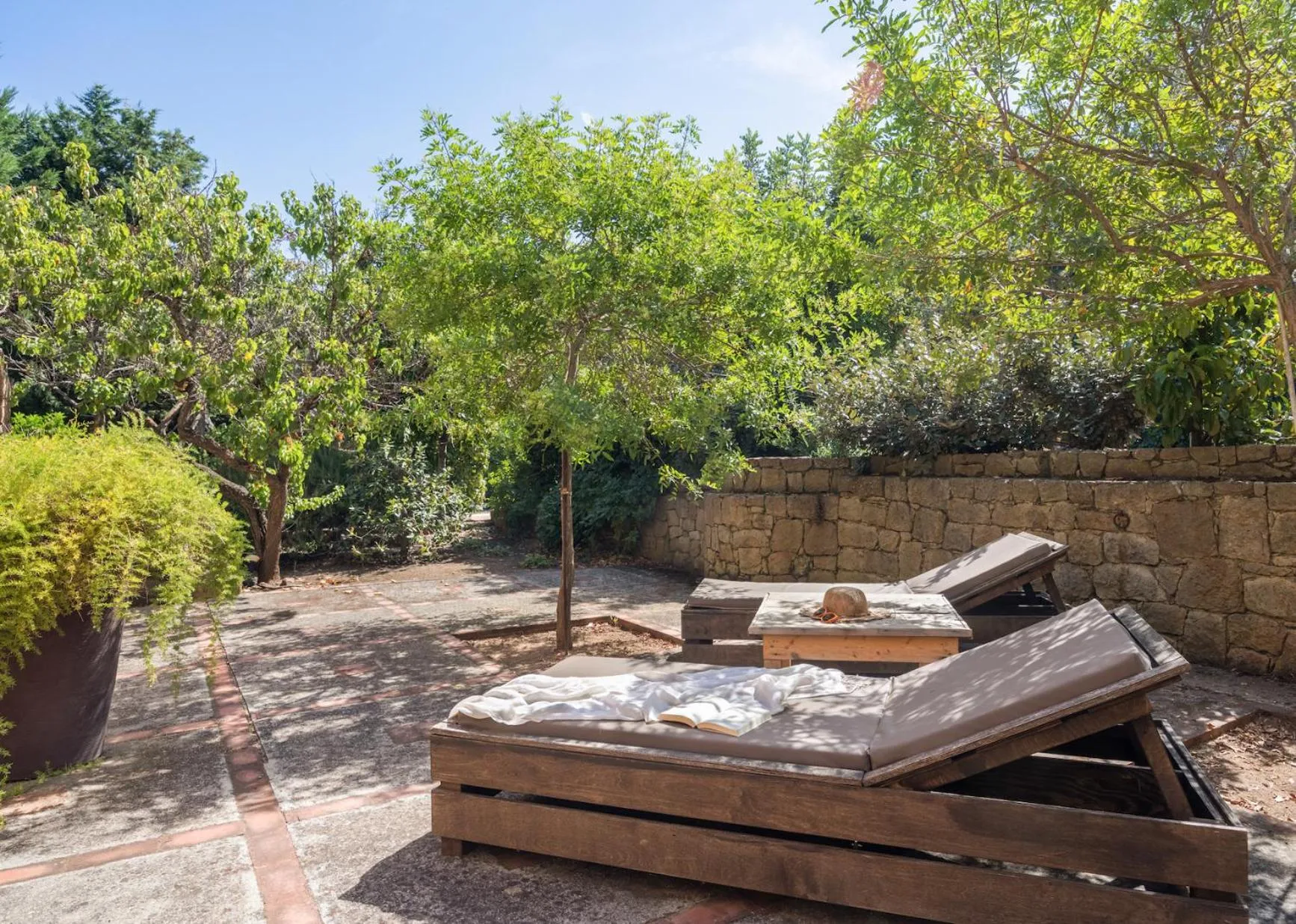 Balcony/Terrace in Vallegrande Nature Resort by Geocharme