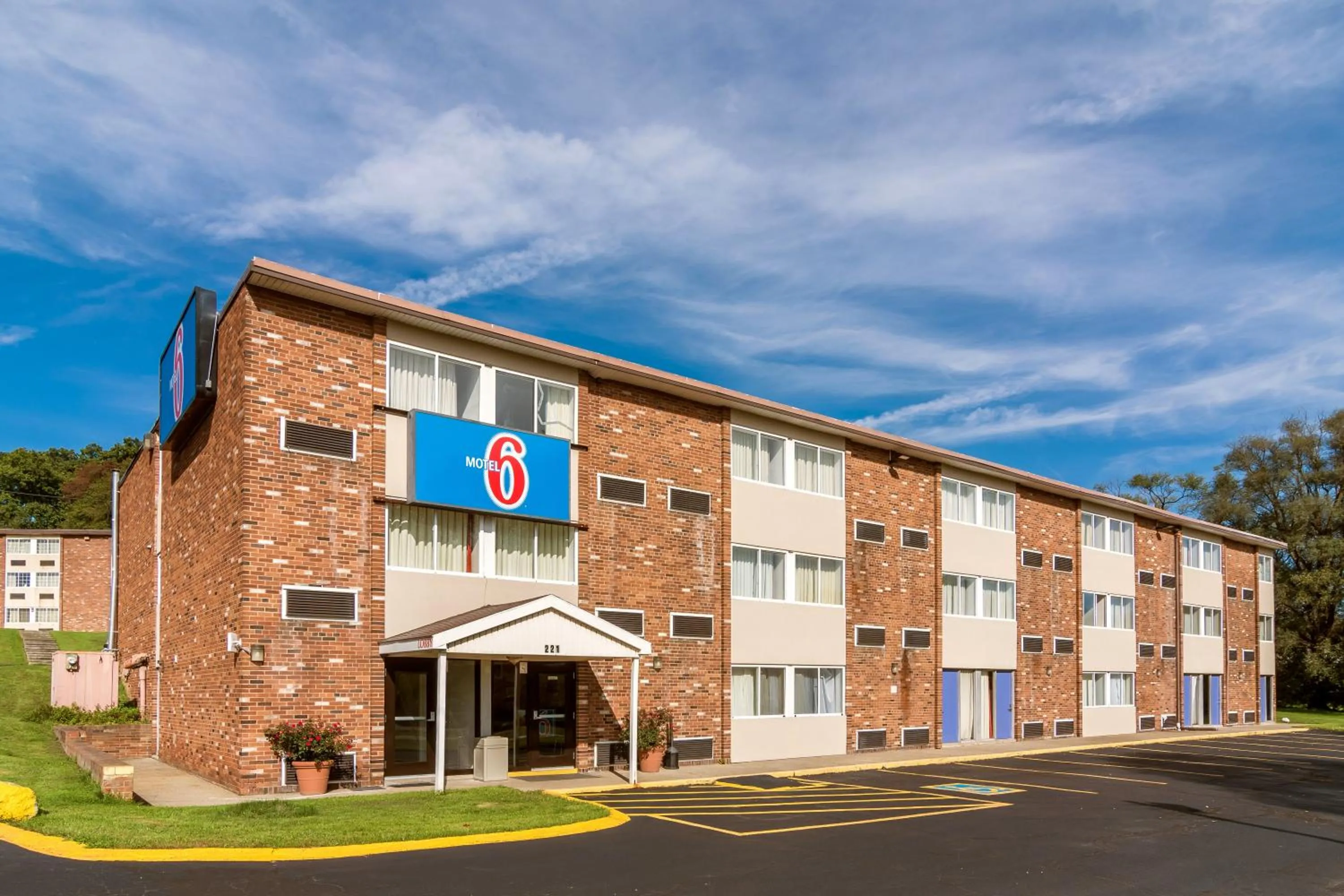 Property building in Motel 6-New Stanton, PA