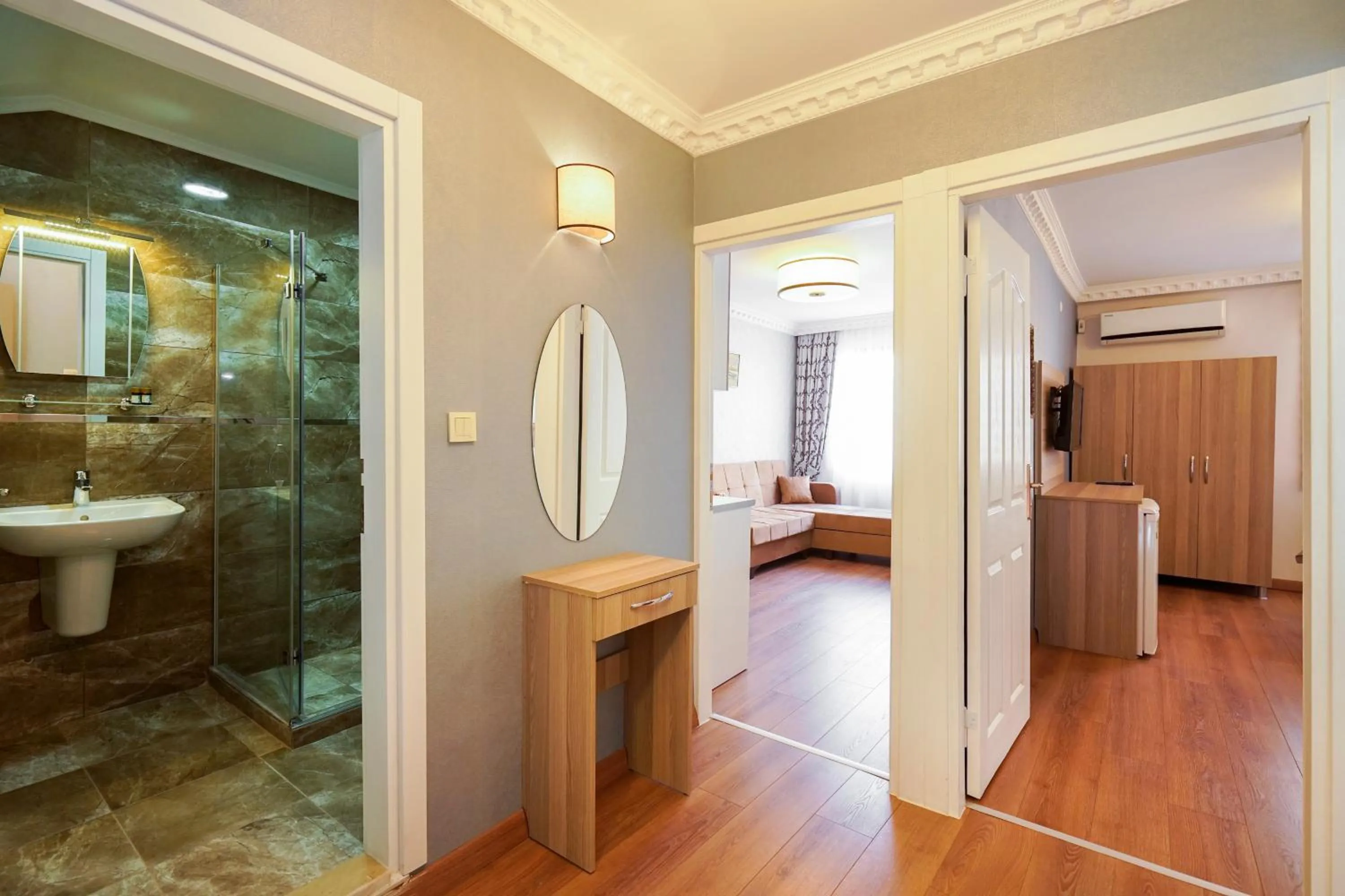 Area and facilities in Authentic Apartments OldCity