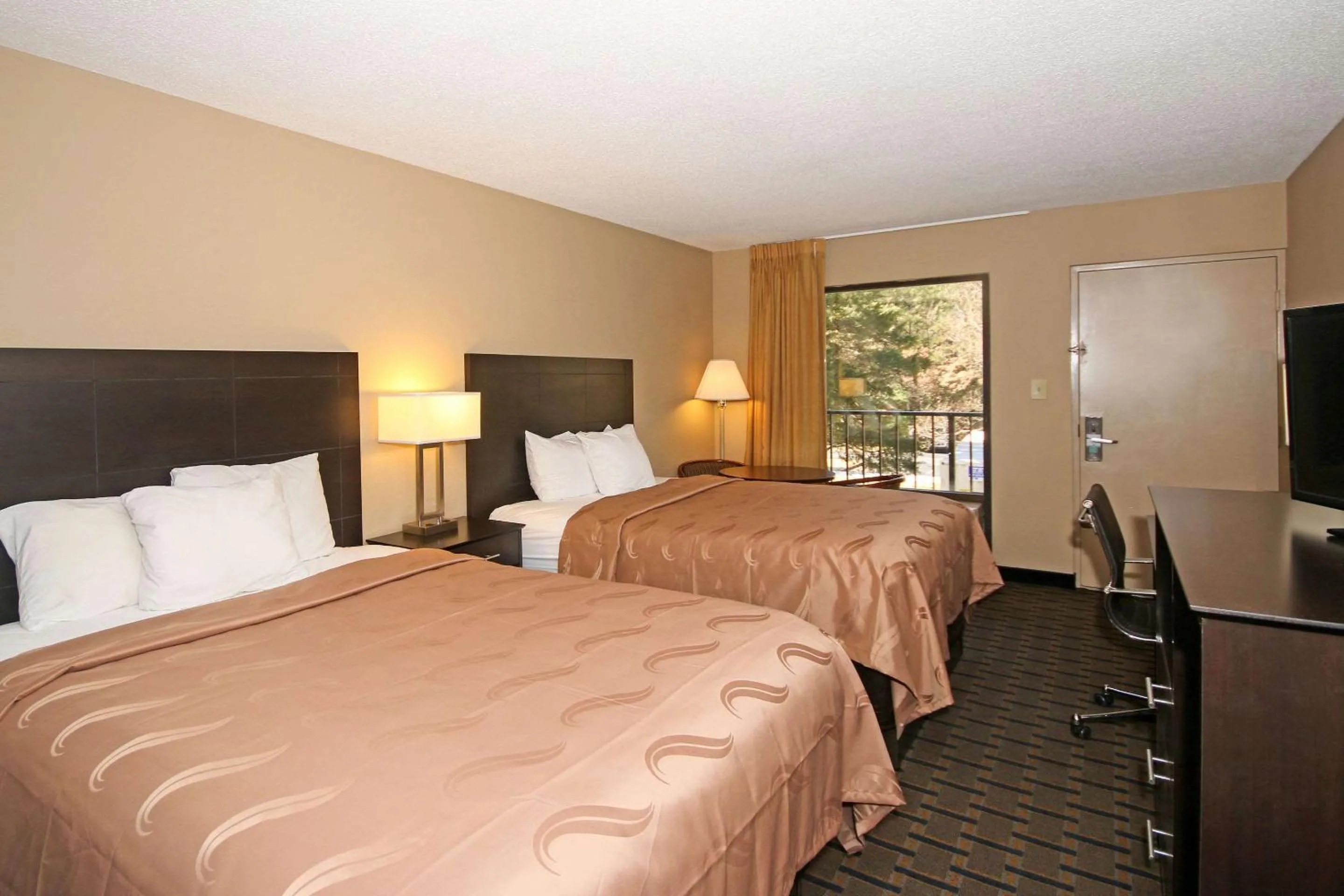Bedroom, Bed in Quality Inn Clinton - Laurens I-26