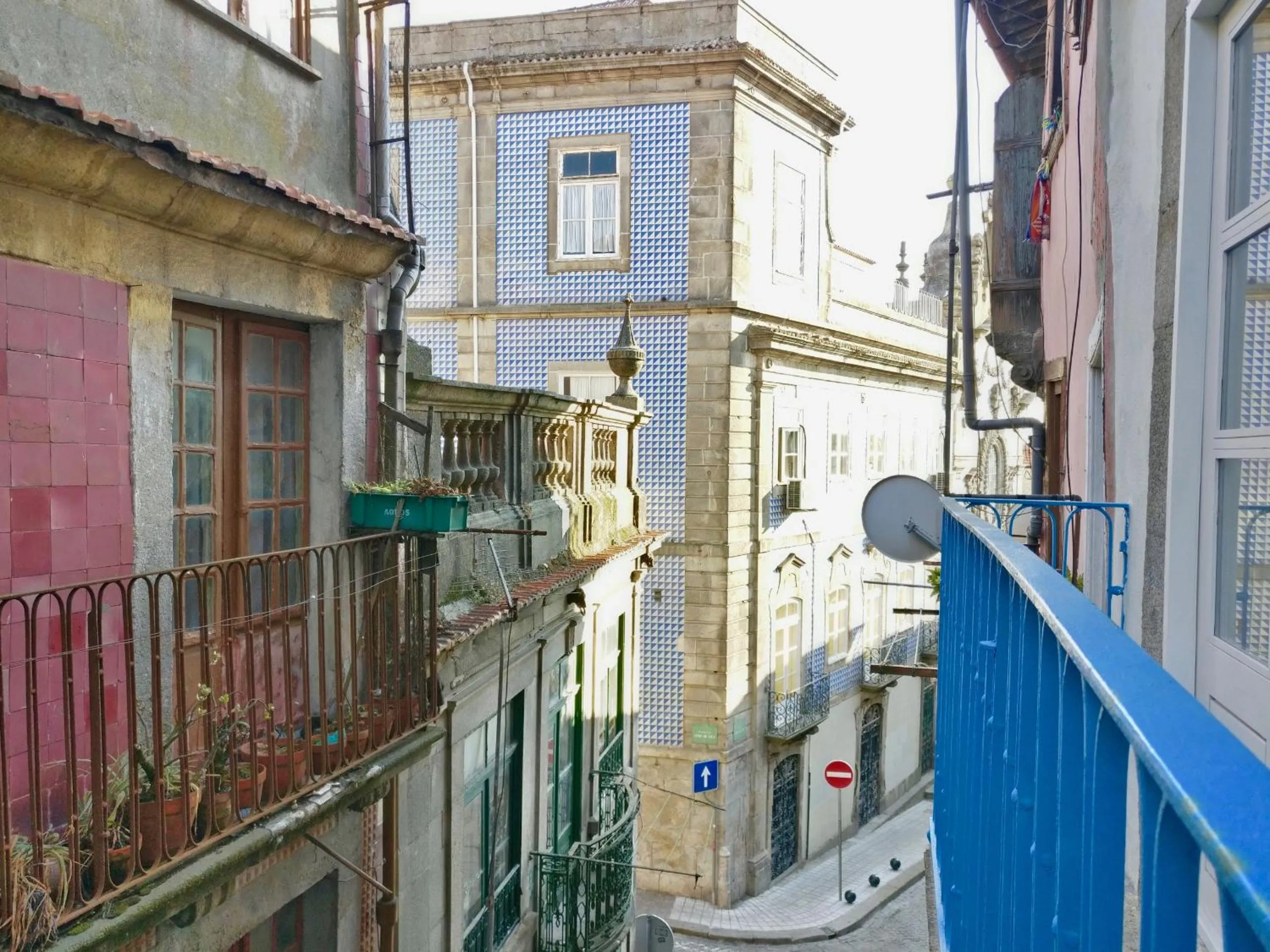 Balcony/Terrace in Porto Villa