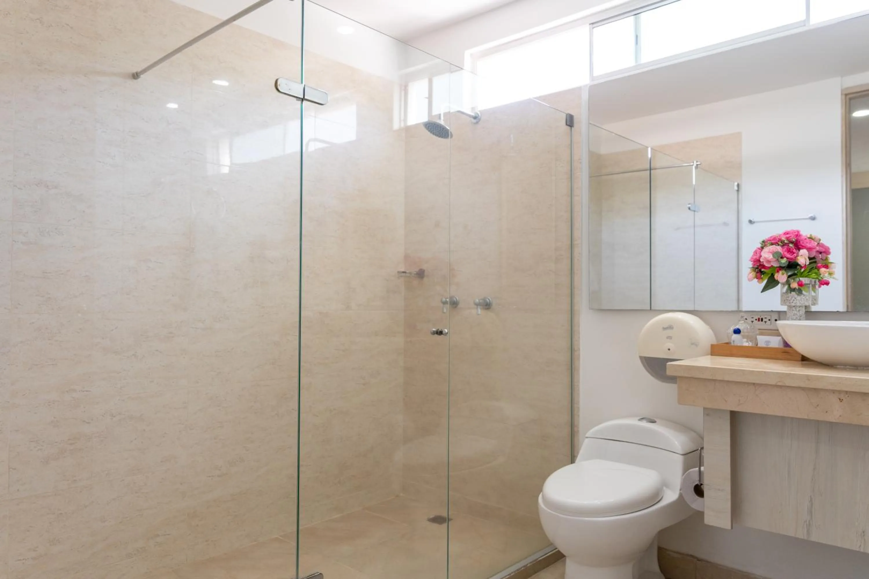 Shower in Hotel Tayrona del Mar