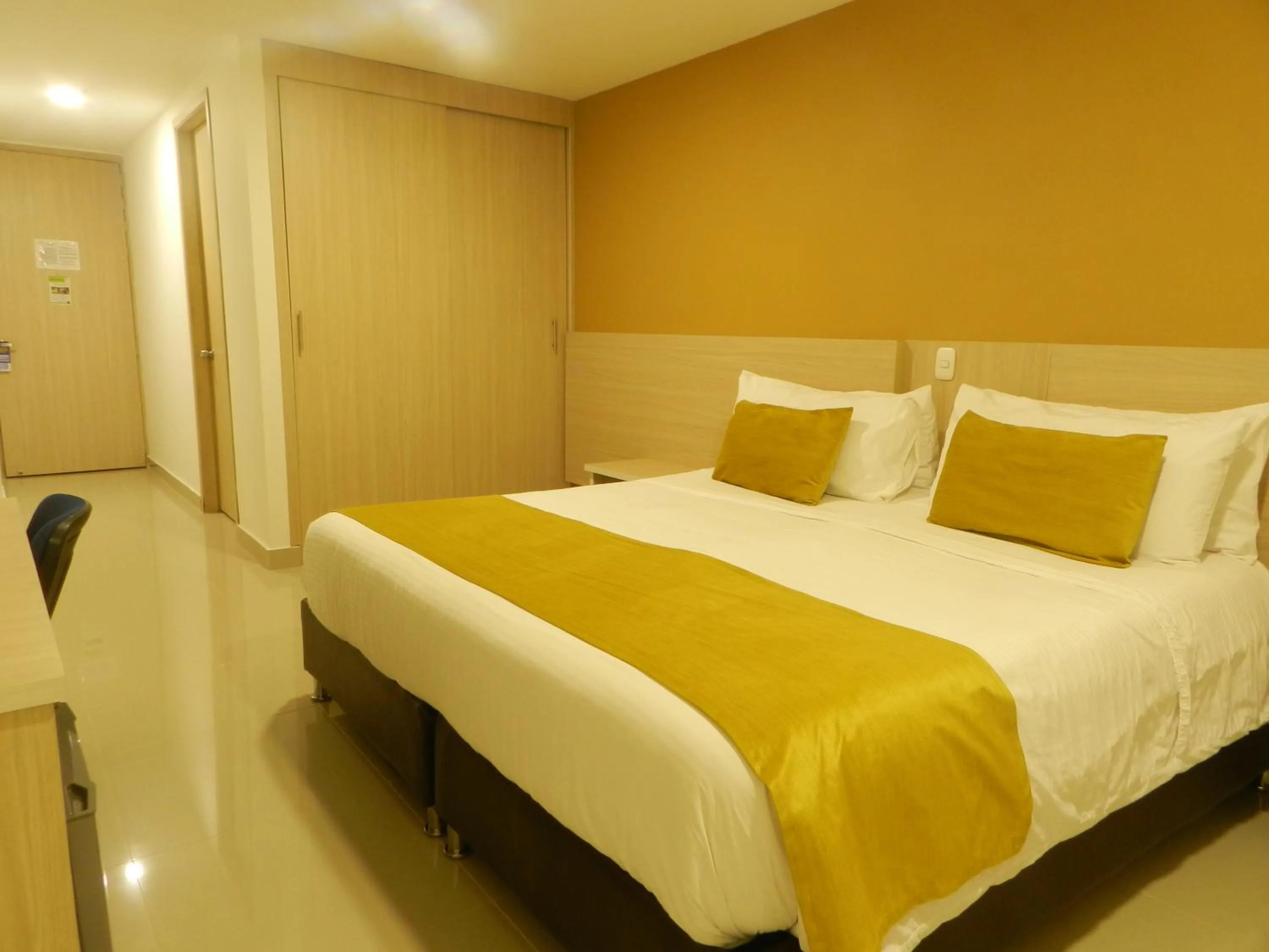 Bed in Hotel Tayrona del Mar