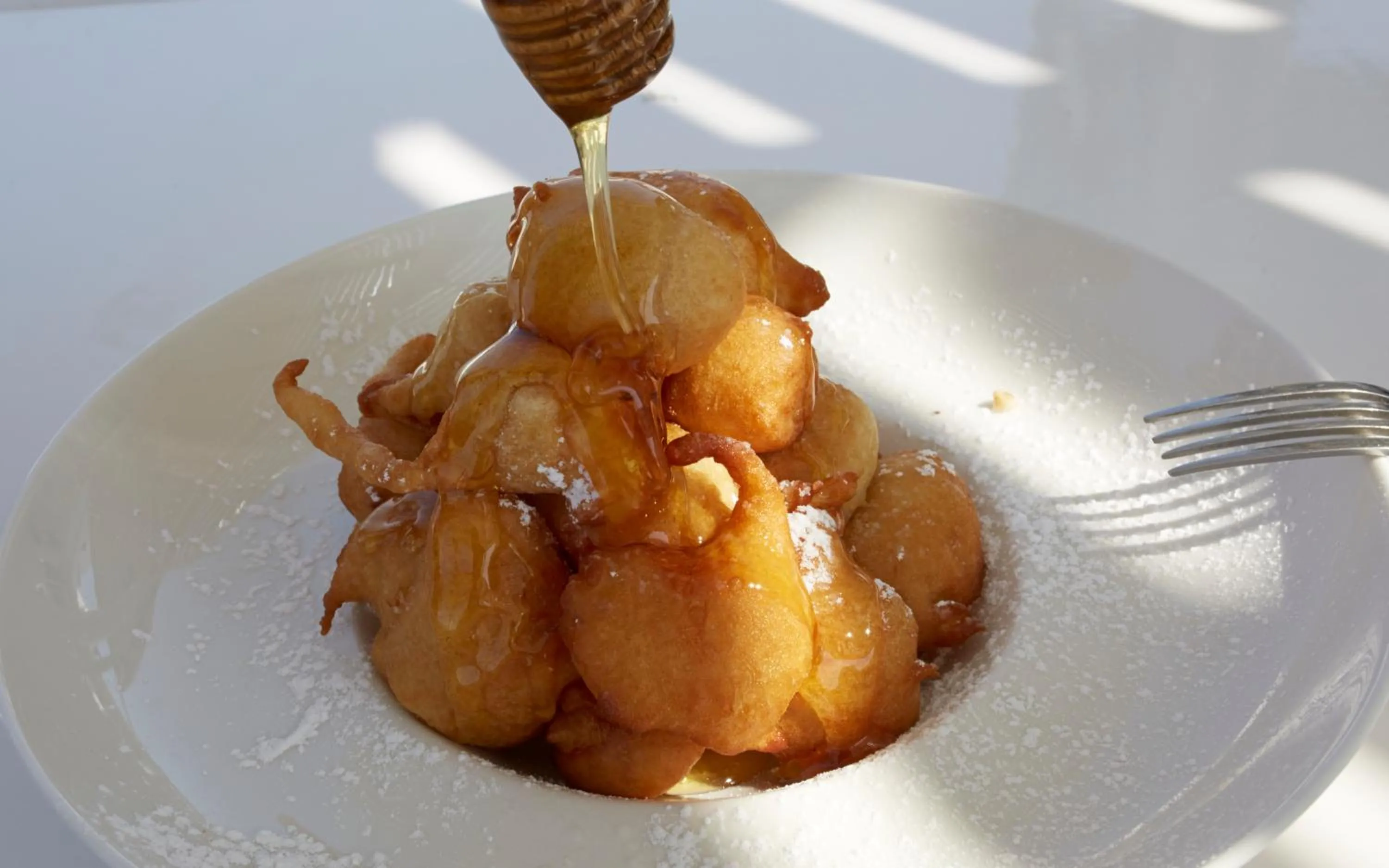 Breakfast in Petit Palace Suites