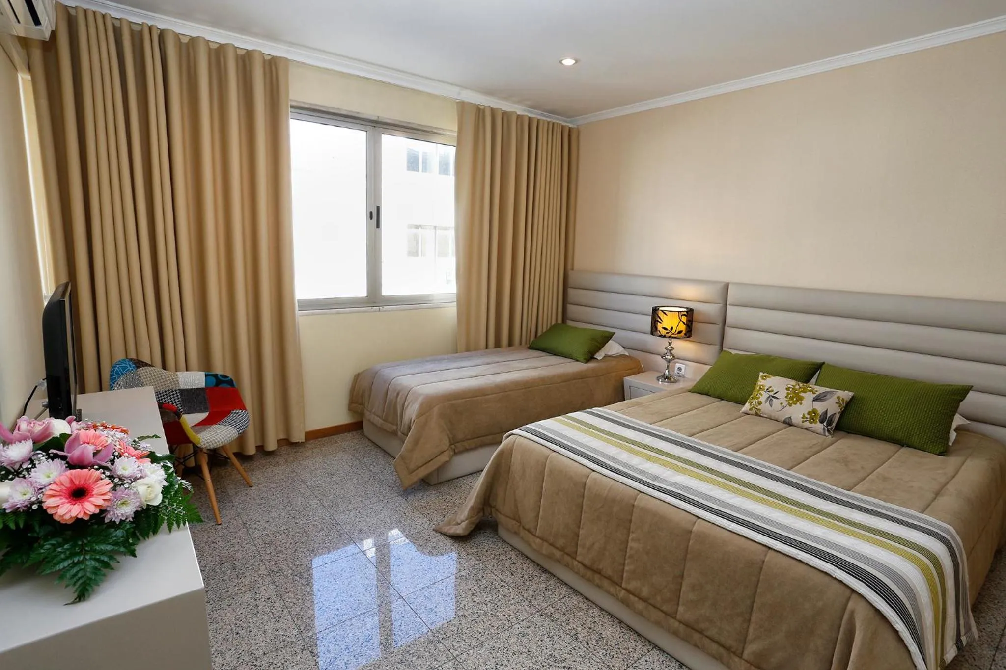 Bedroom, Bed in Oporto City Centre Apartments