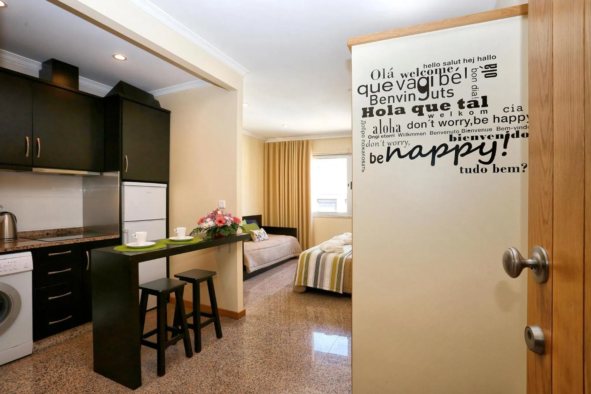 Kitchen or kitchenette in Oporto City Centre Apartments