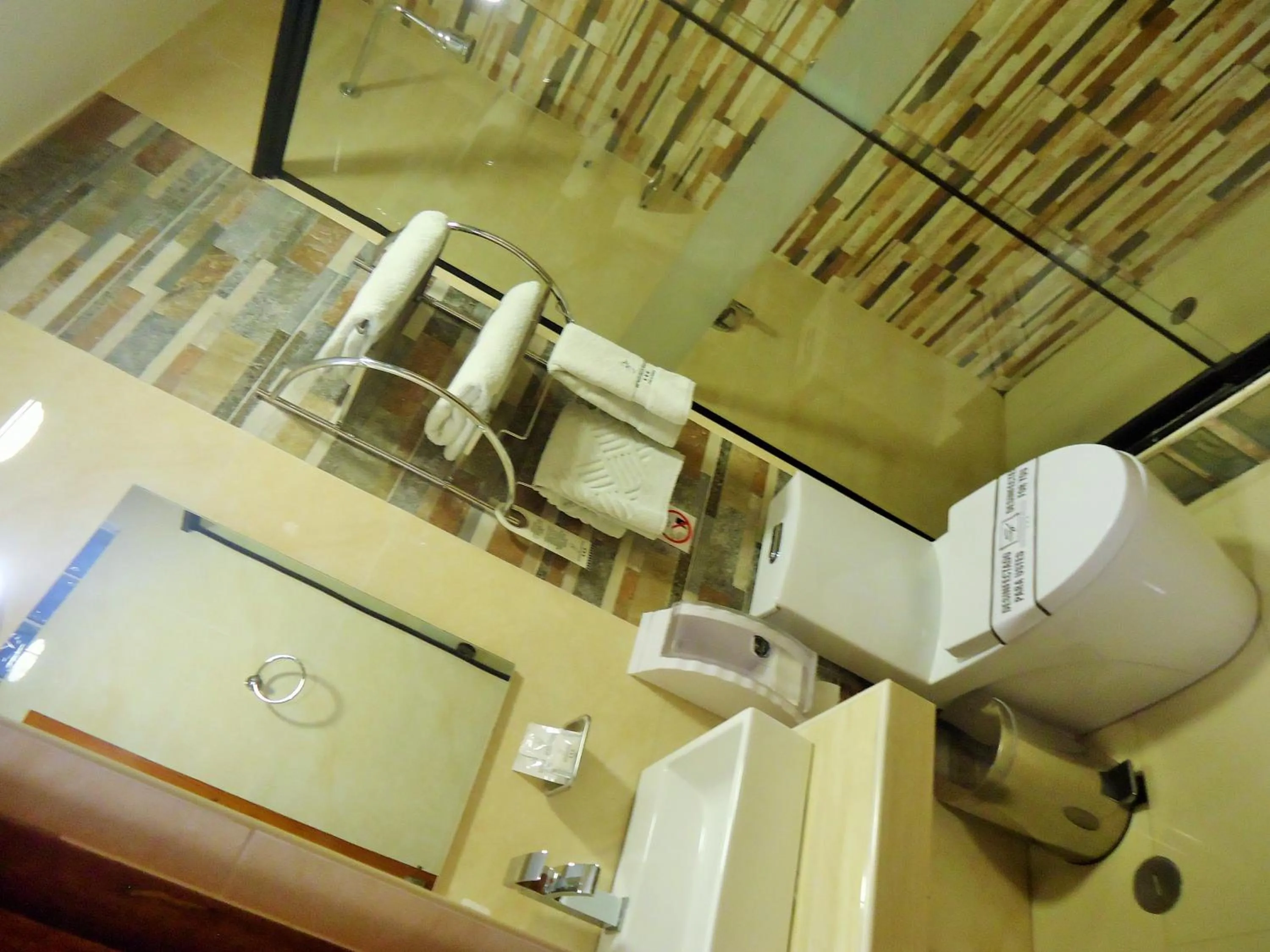 Bathroom in San Francisco Cusco Hotel