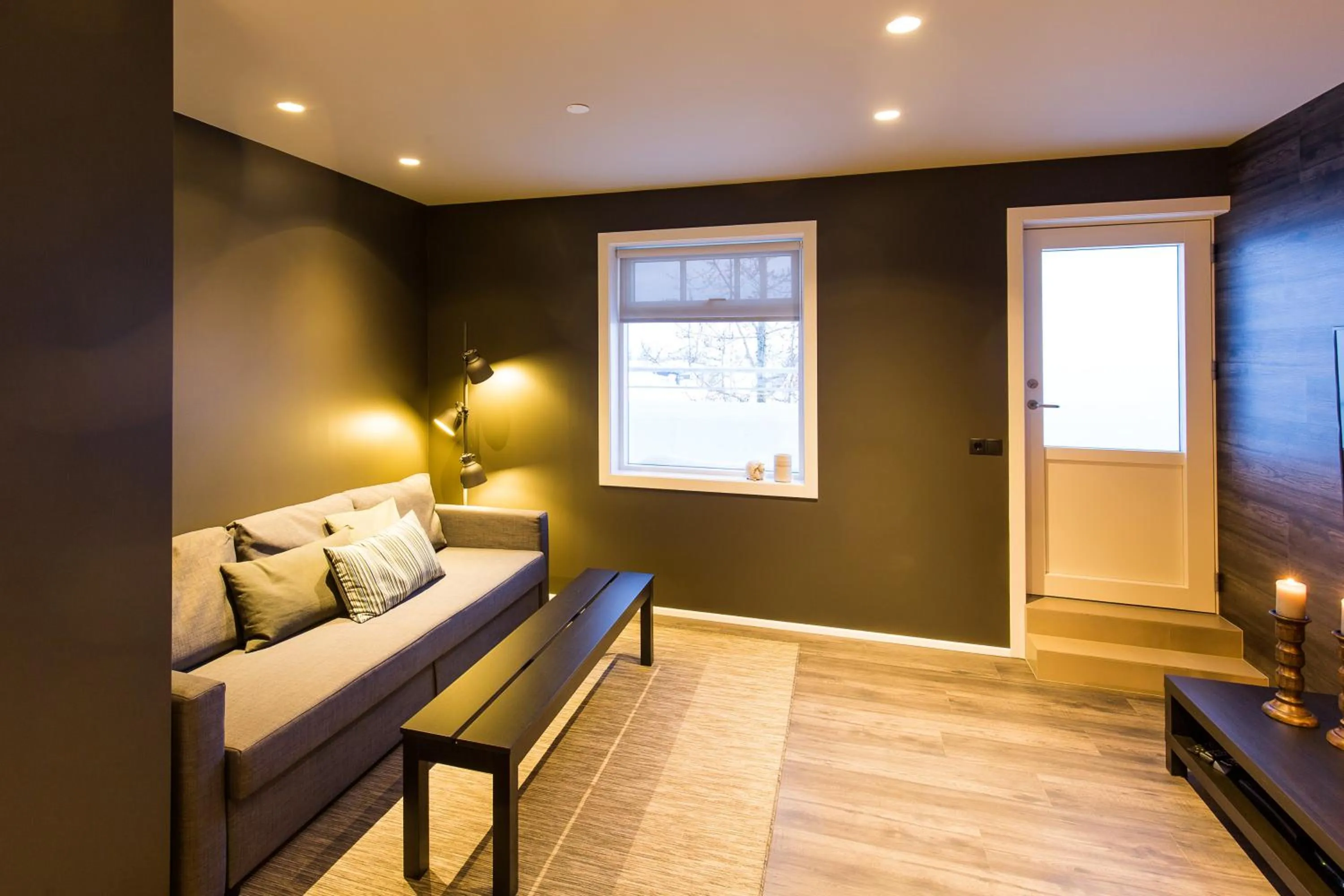 Communal lounge/ TV room in Acco Luxury Apartments