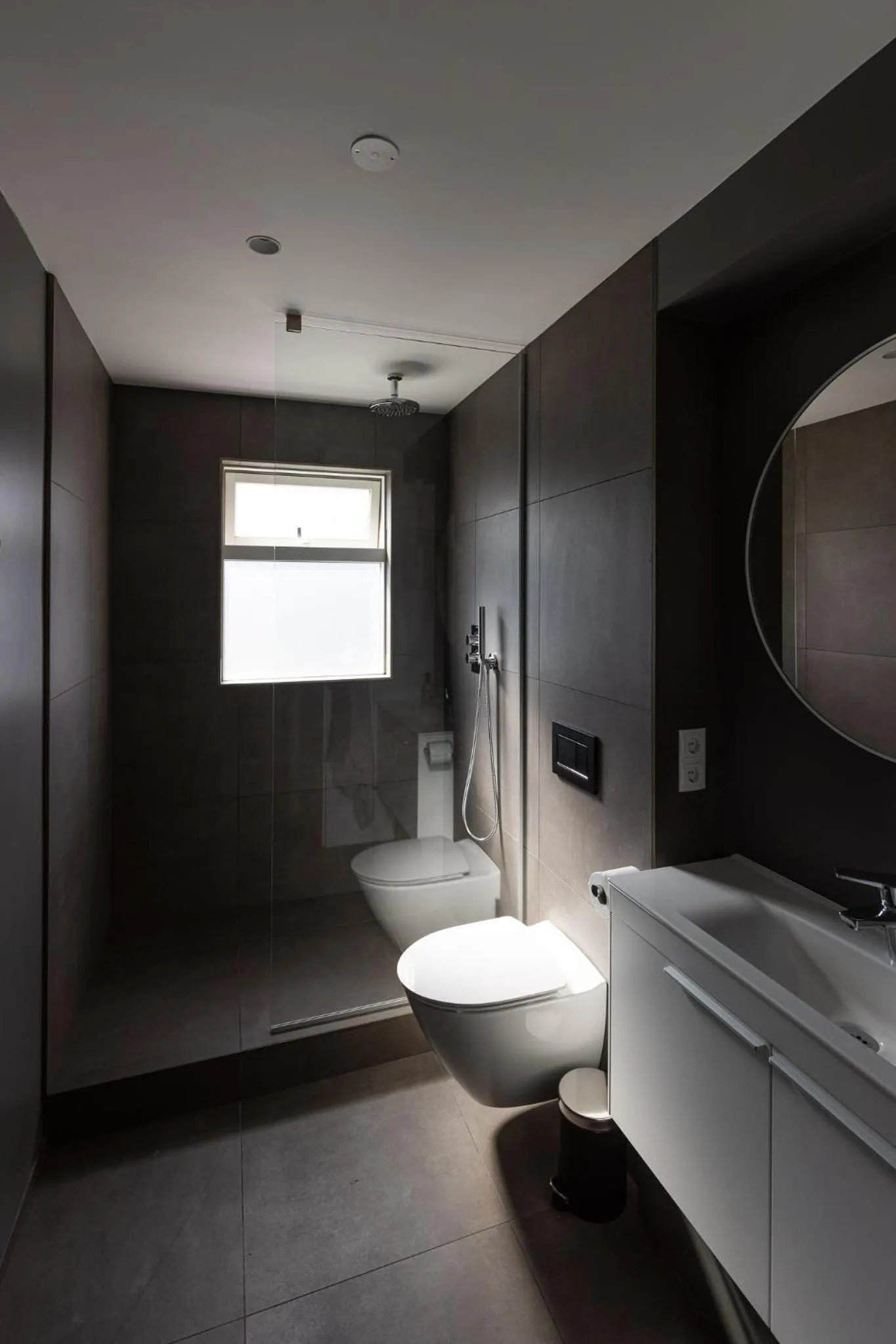 Bathroom in Acco Luxury Apartments