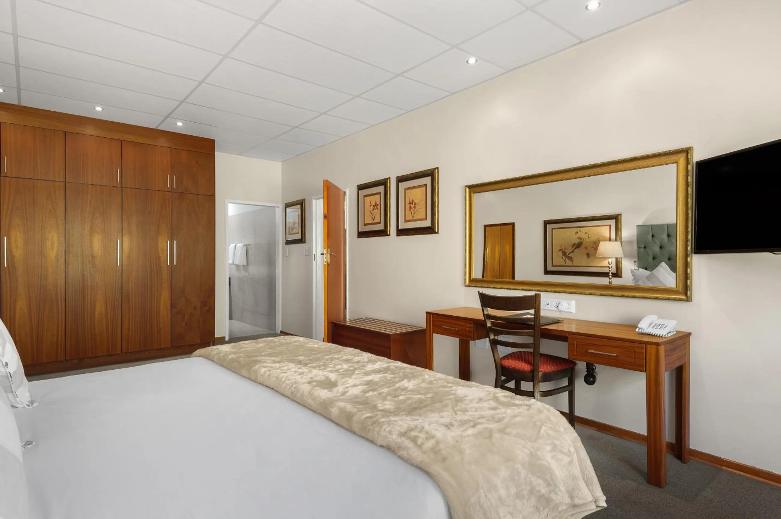 Bedroom, Bed in Park Hotel Mokopane