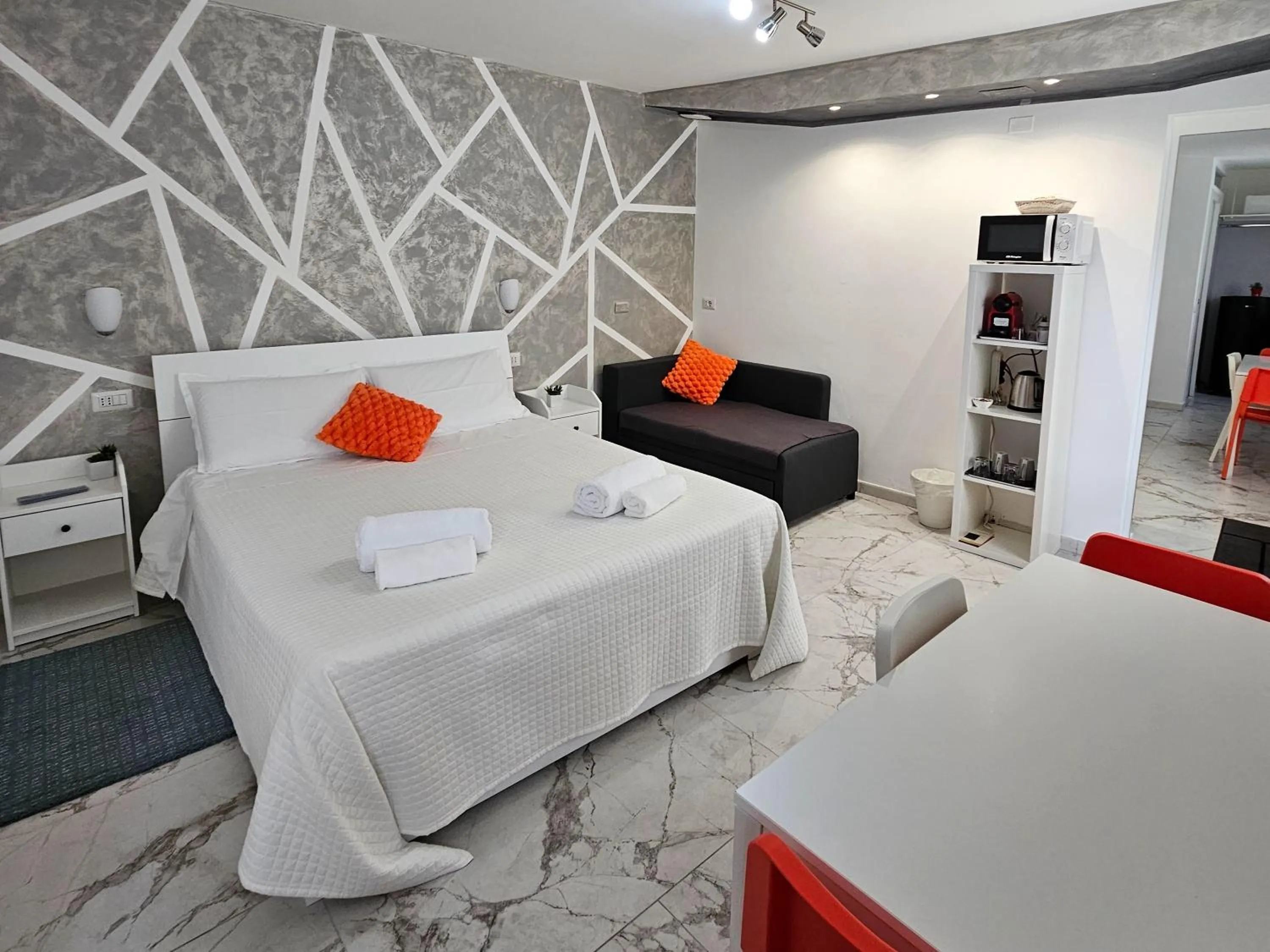 Bed in The Dreamers MXP