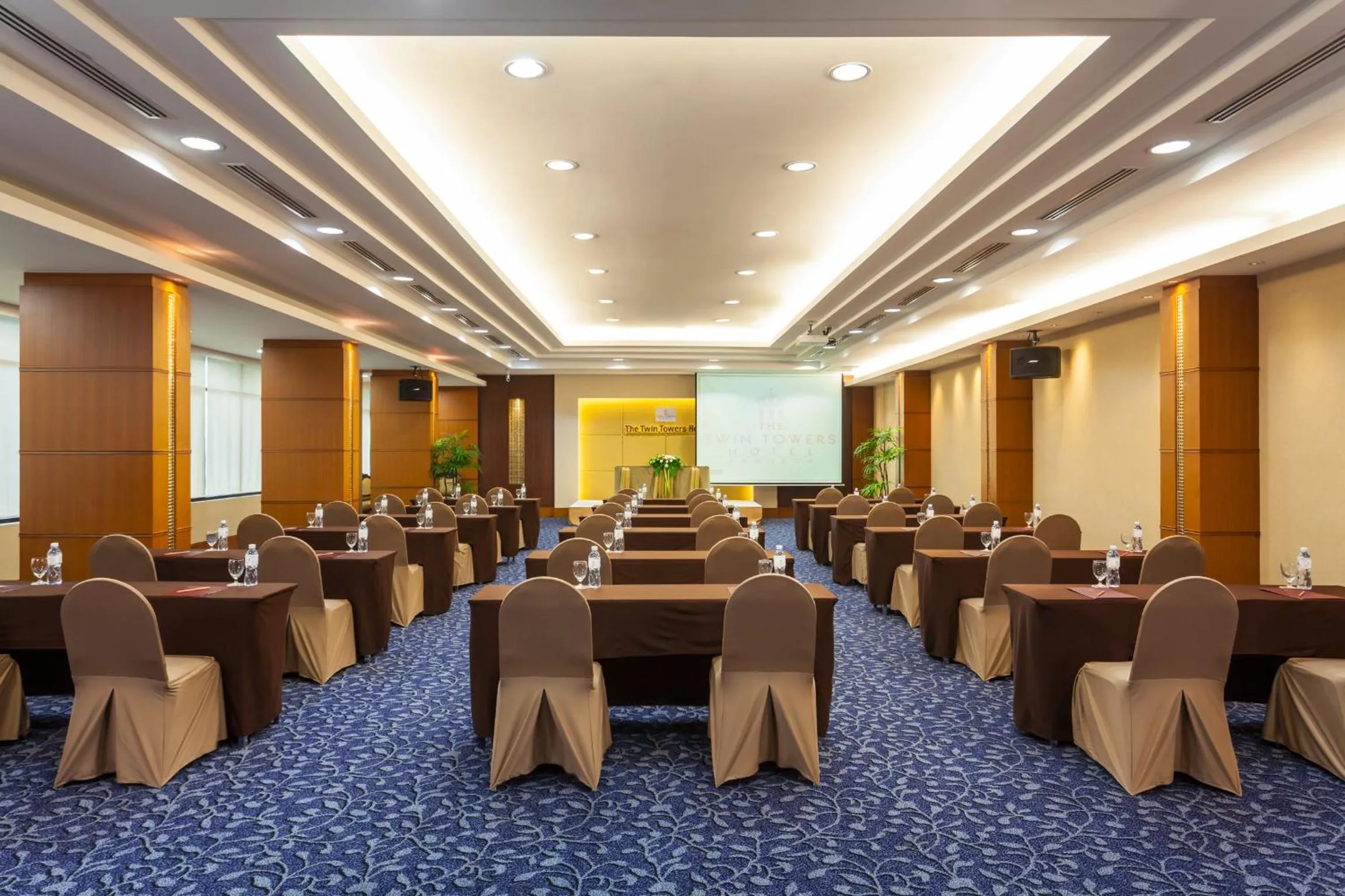 Banquet/Function facilities in Twin Towers Hotel