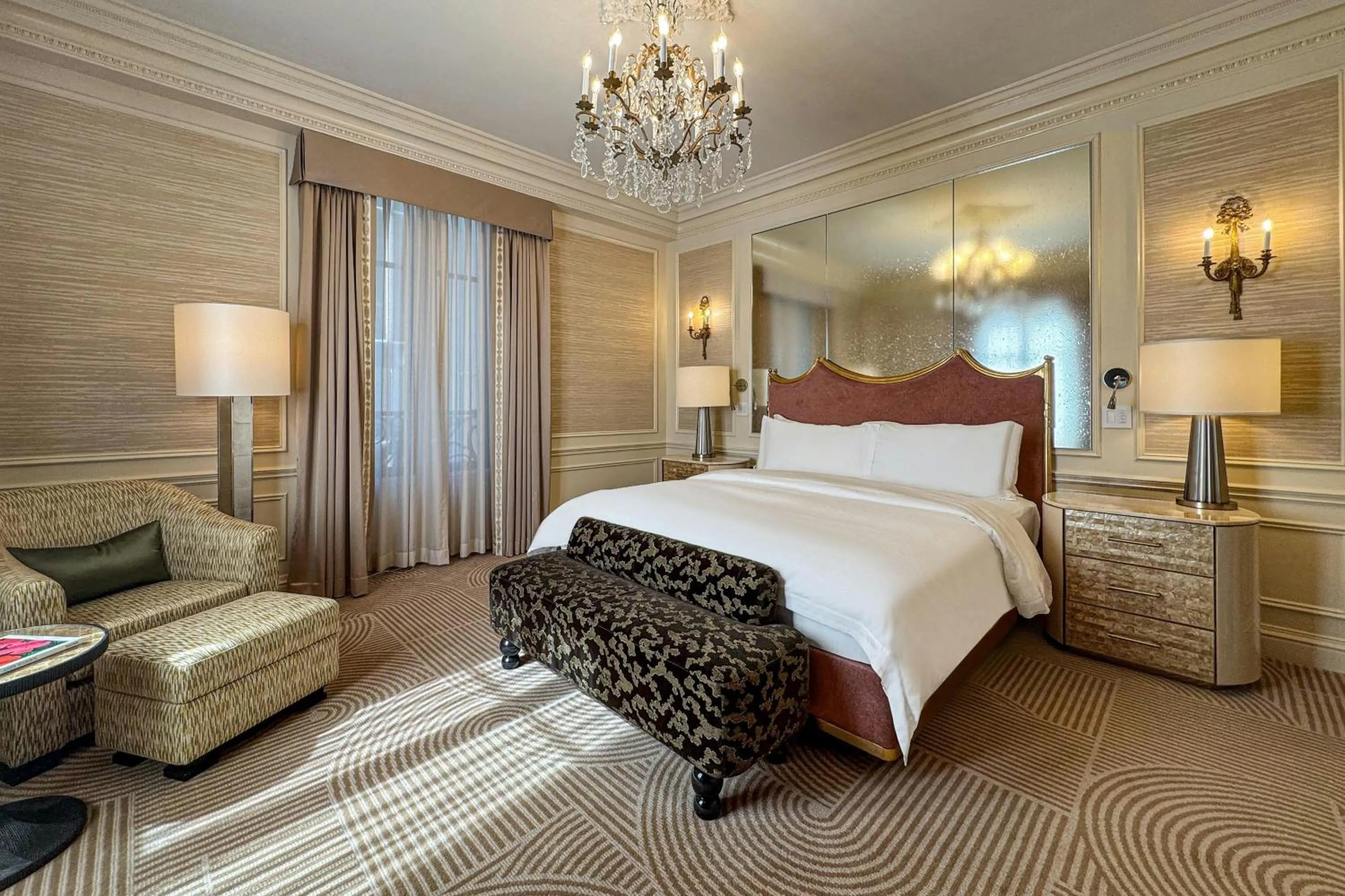Bedroom, Bed in The St. Regis New York