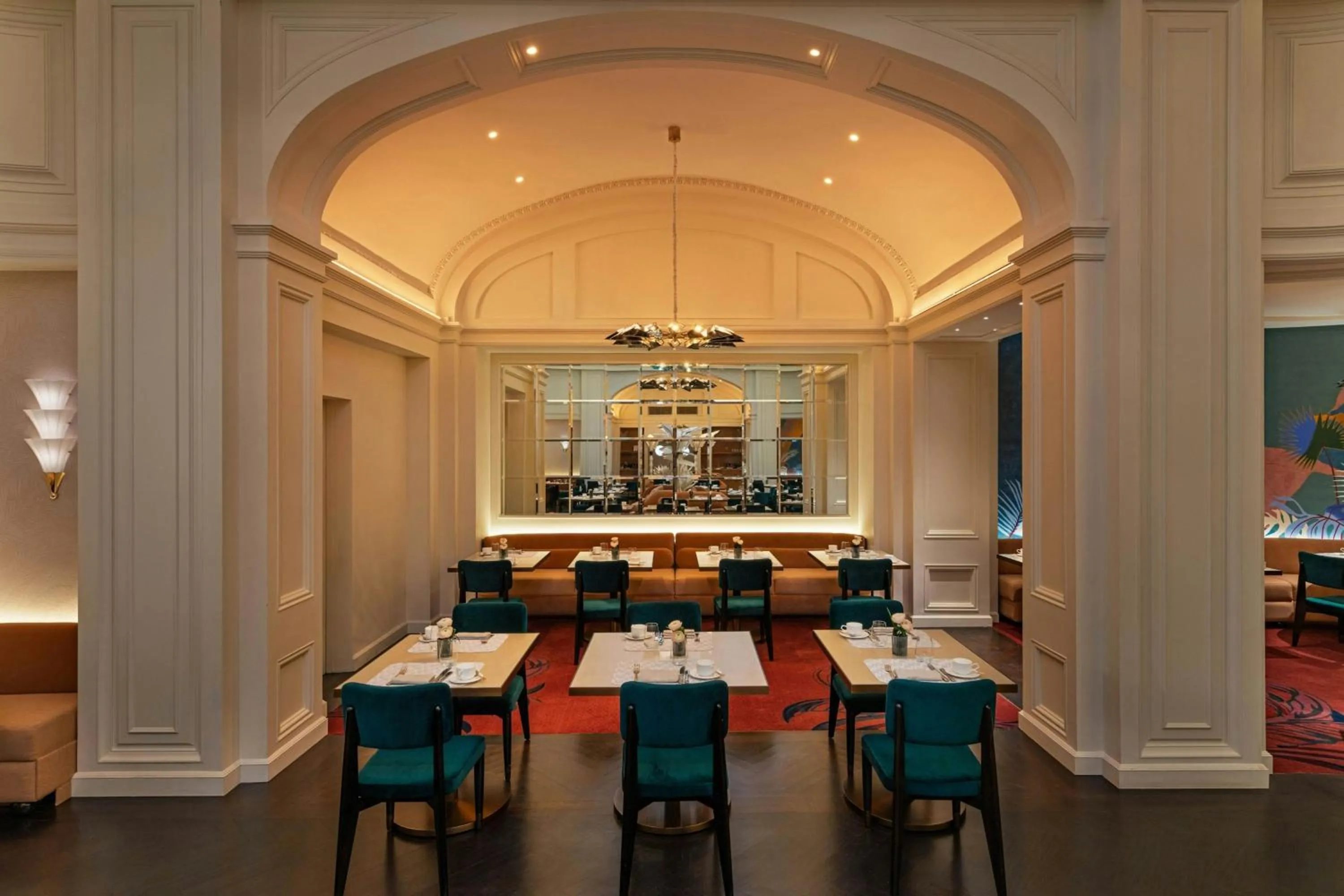 Restaurant/places to eat in The St. Regis New York