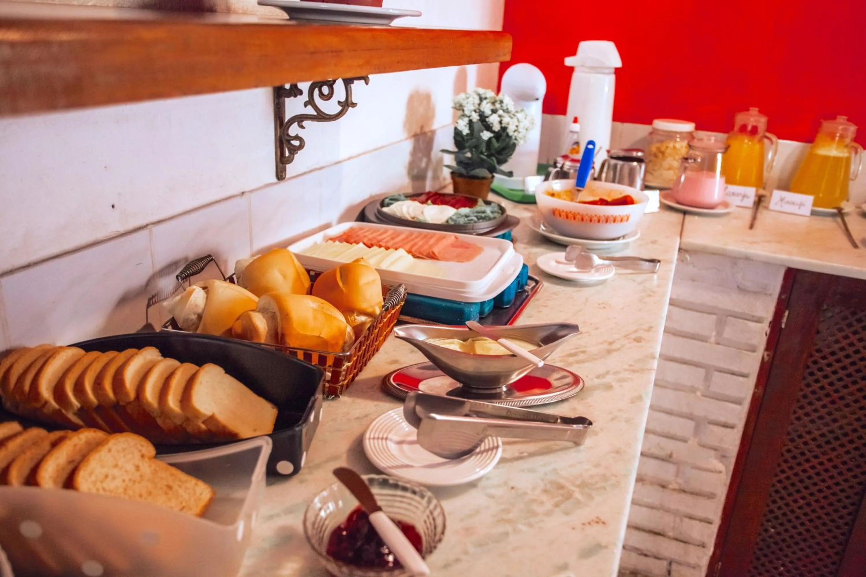 Breakfast in Pousada Chale Suísso
