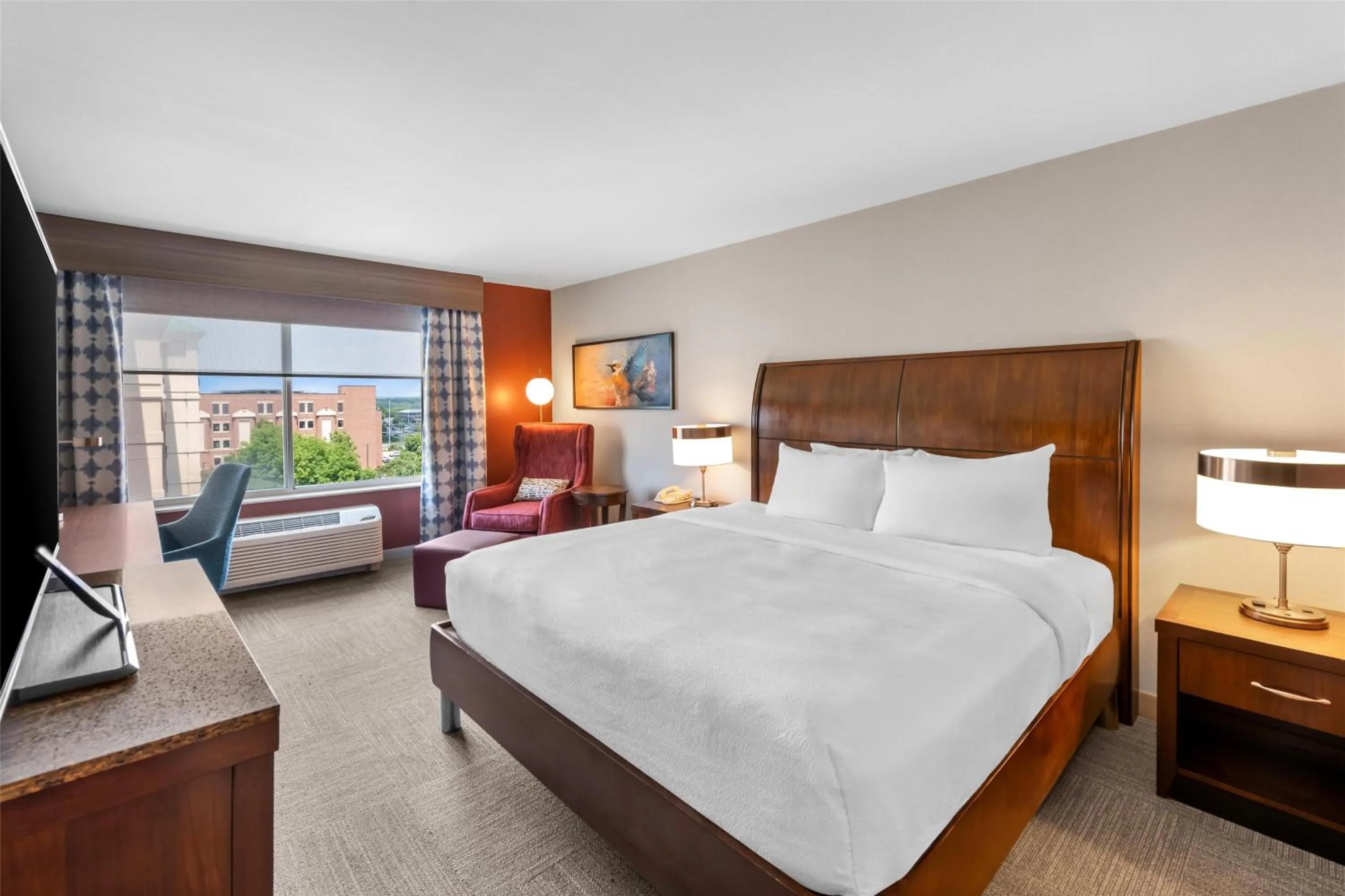 Bed in Hilton Garden Inn Overland Park