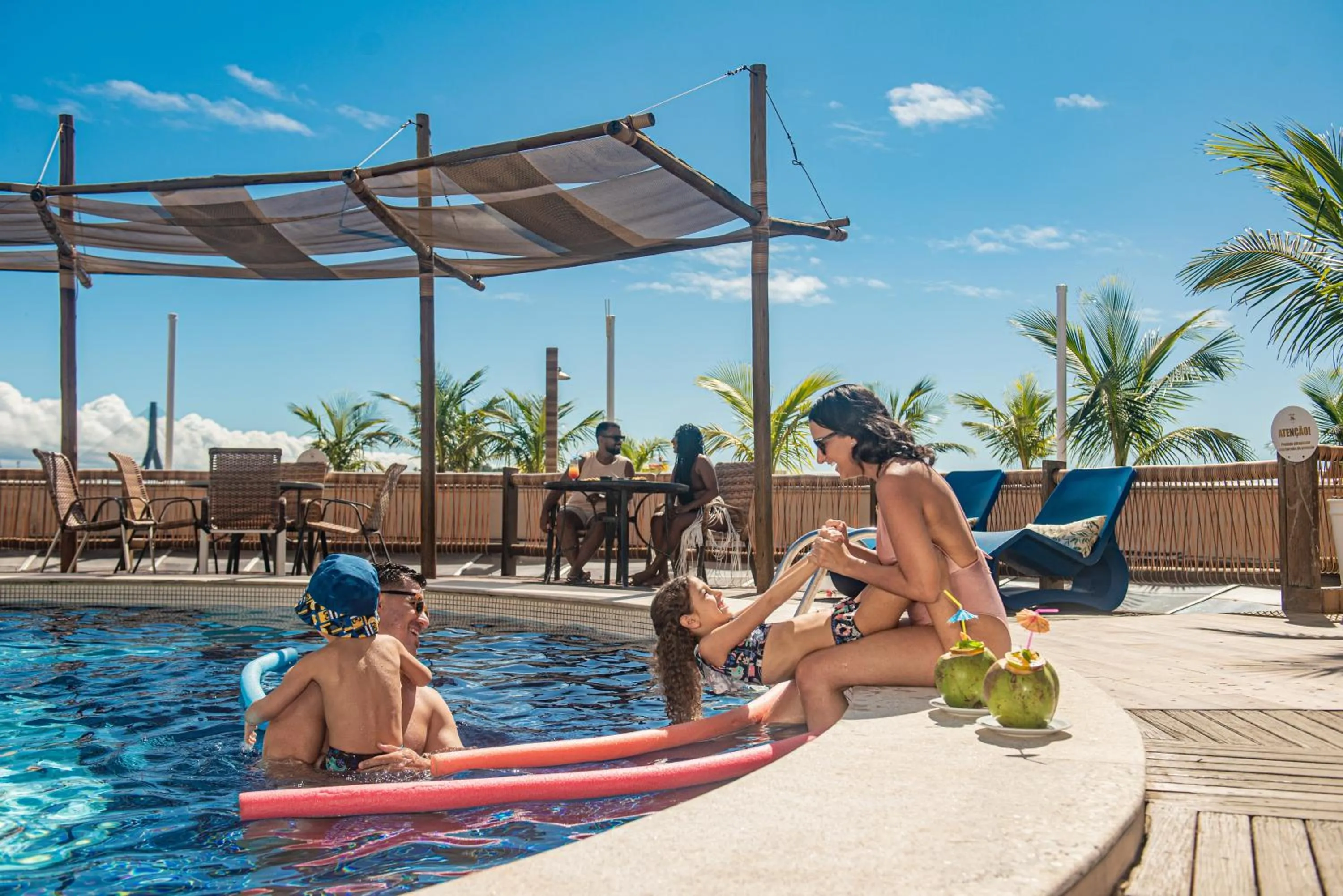 Swimming pool in Opaba Praia Hotel