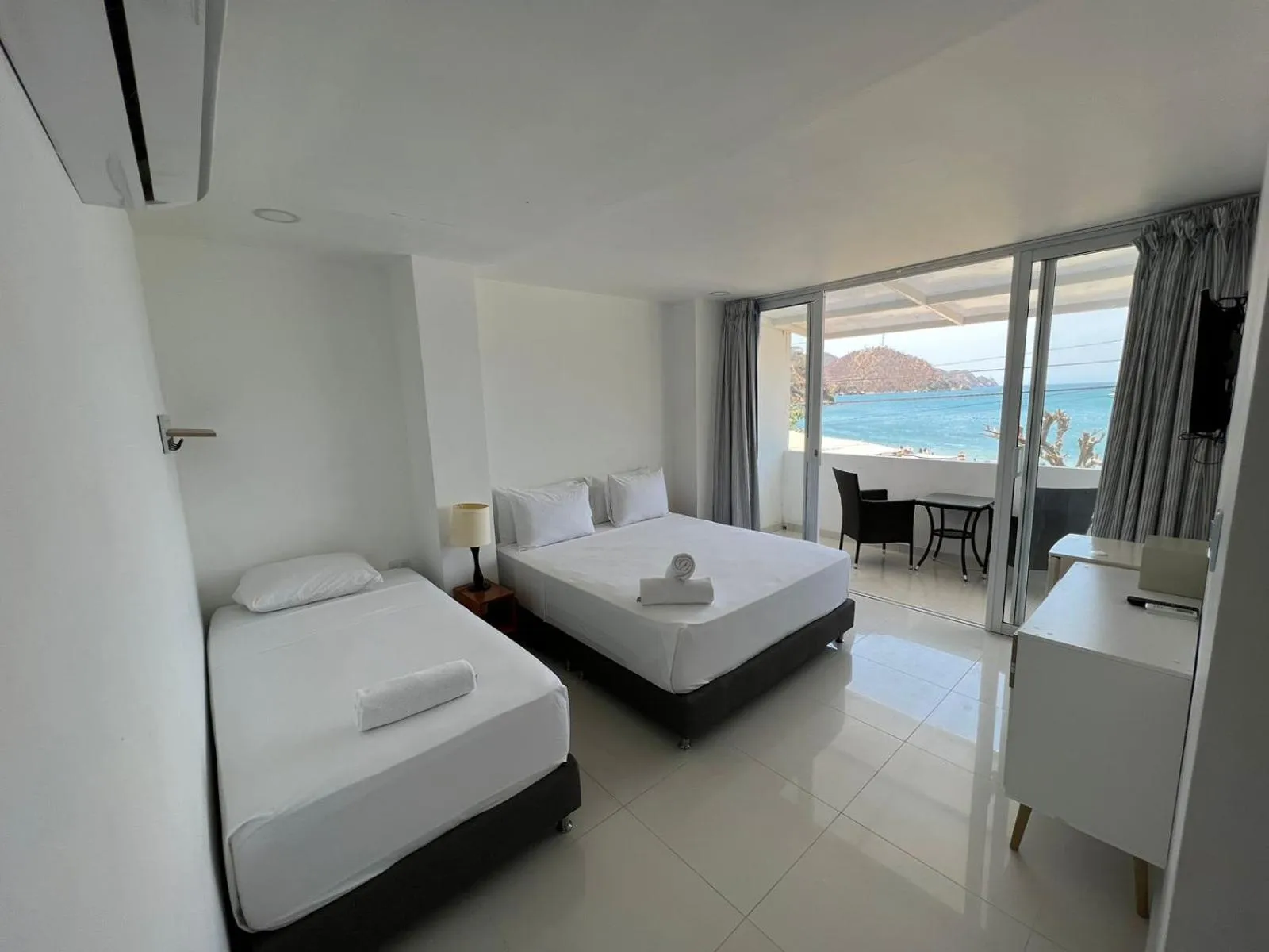 Bed in La Ballena Azul Hotel