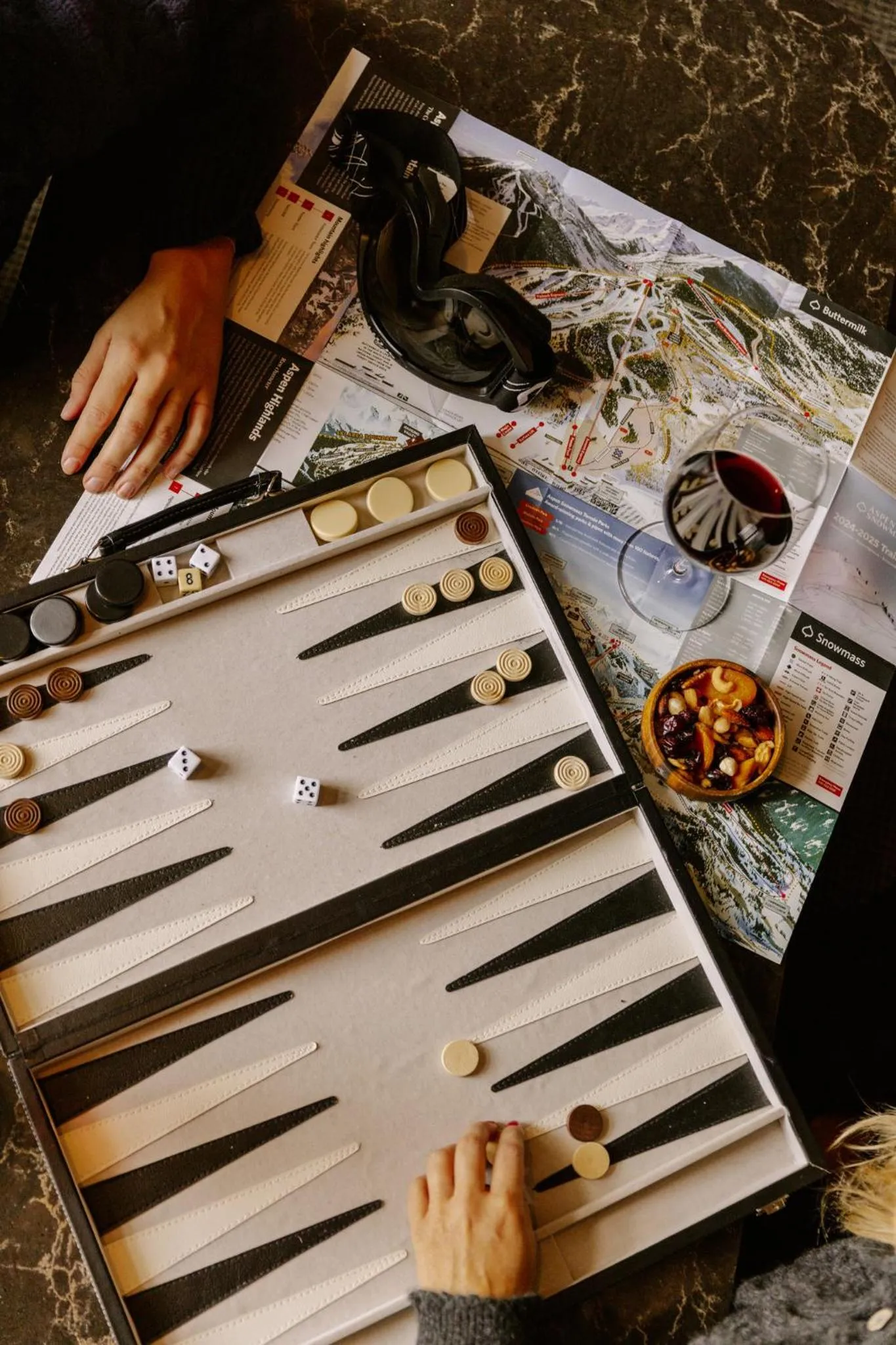 Lounge or bar in Viceroy Snowmass