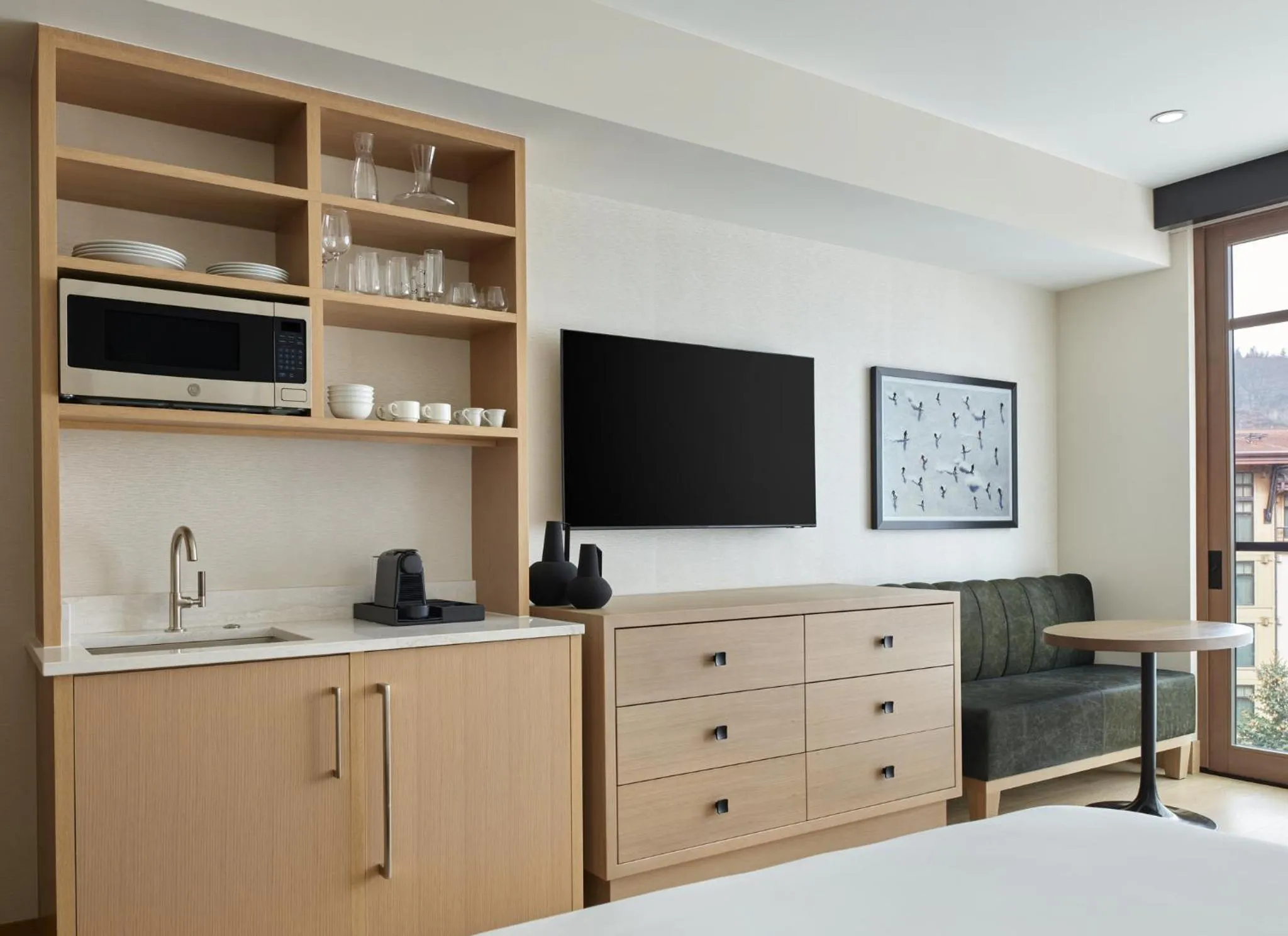 Photo of the whole room in Viceroy Snowmass