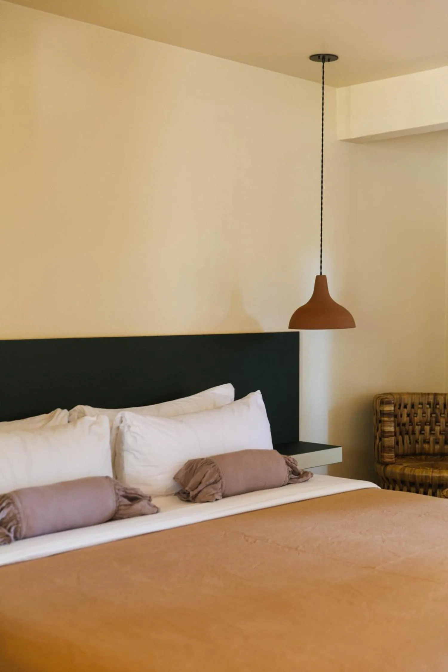 Deluxe Room with Patio - King in Hummingbird Inn