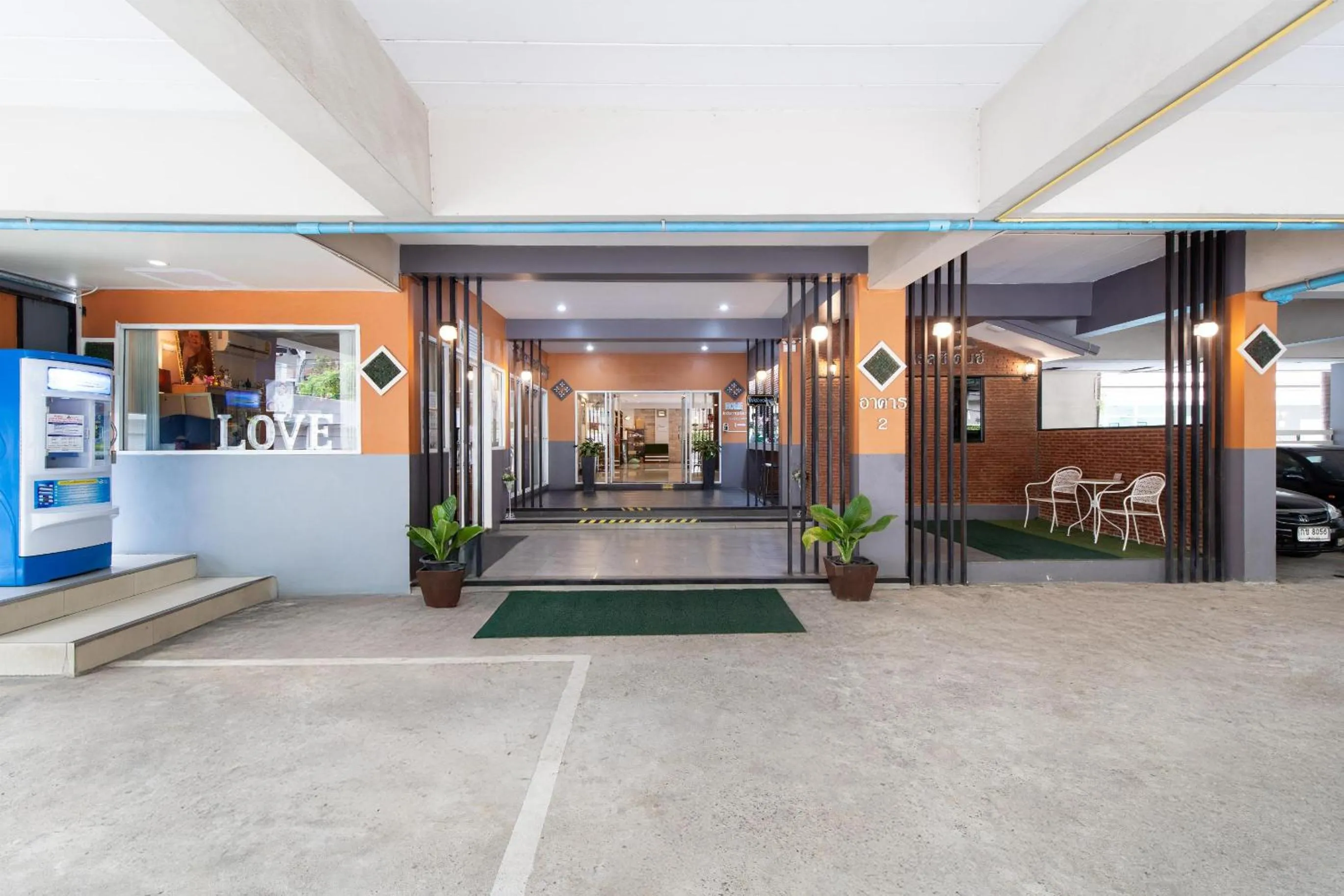 Property building in P-Park Suvarnabhumi