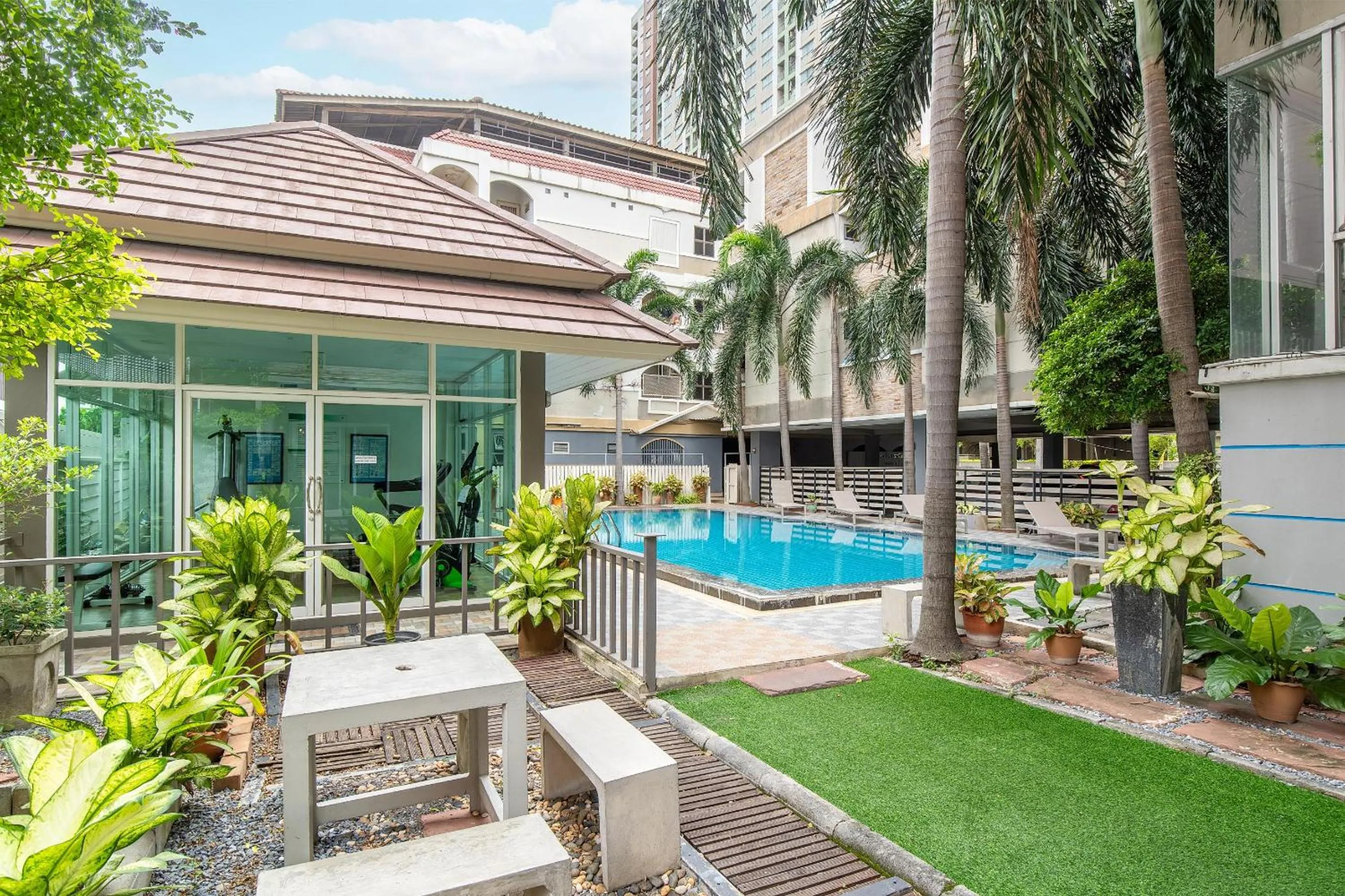 Garden in P-Park Suvarnabhumi