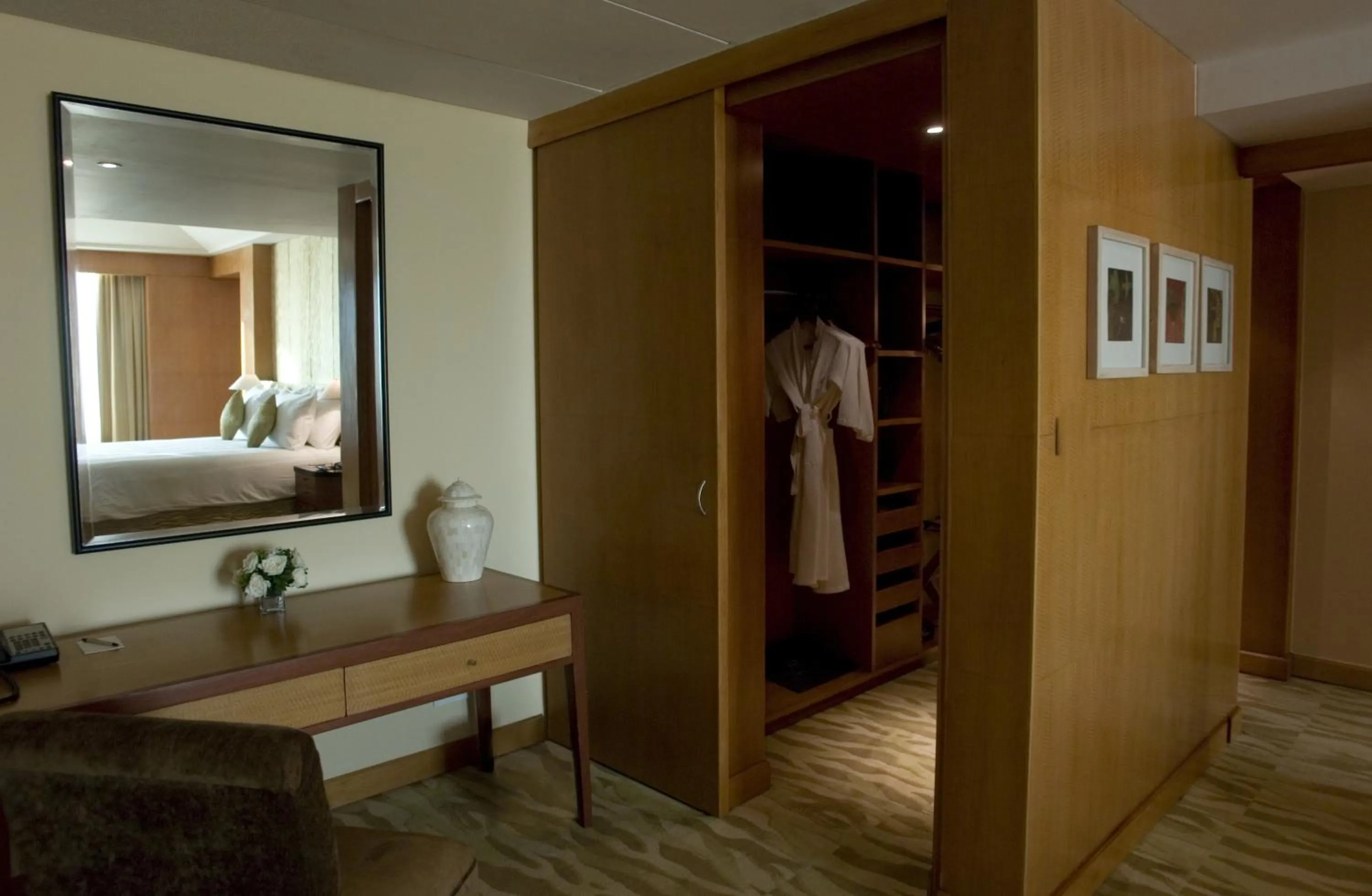 wardrobe in The Grand New Delhi