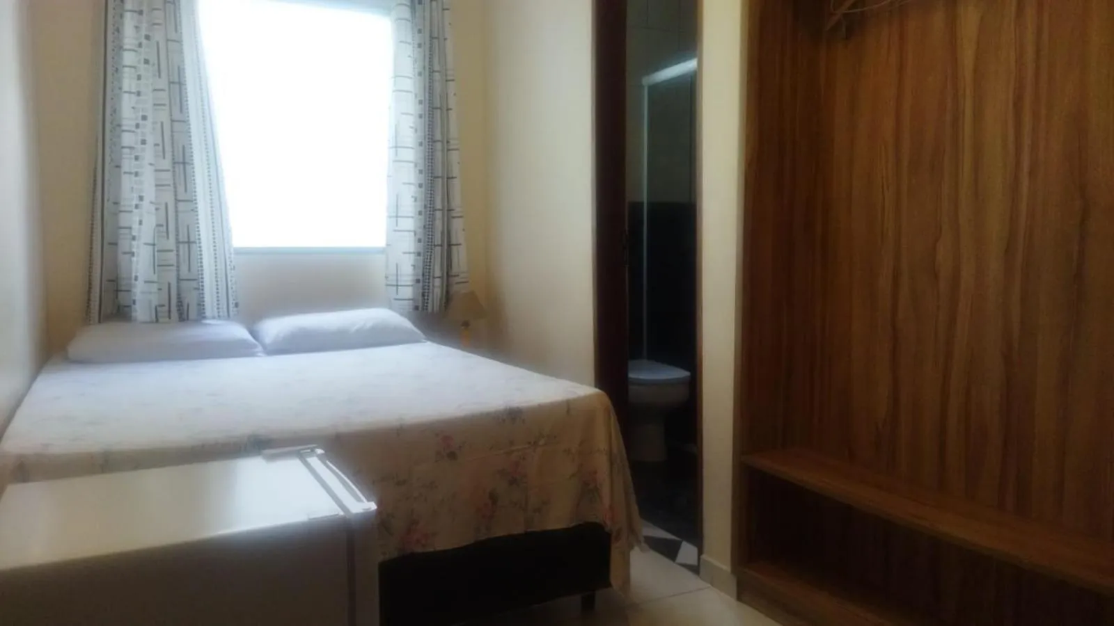 Bathroom, Bed in Pousada Primavera