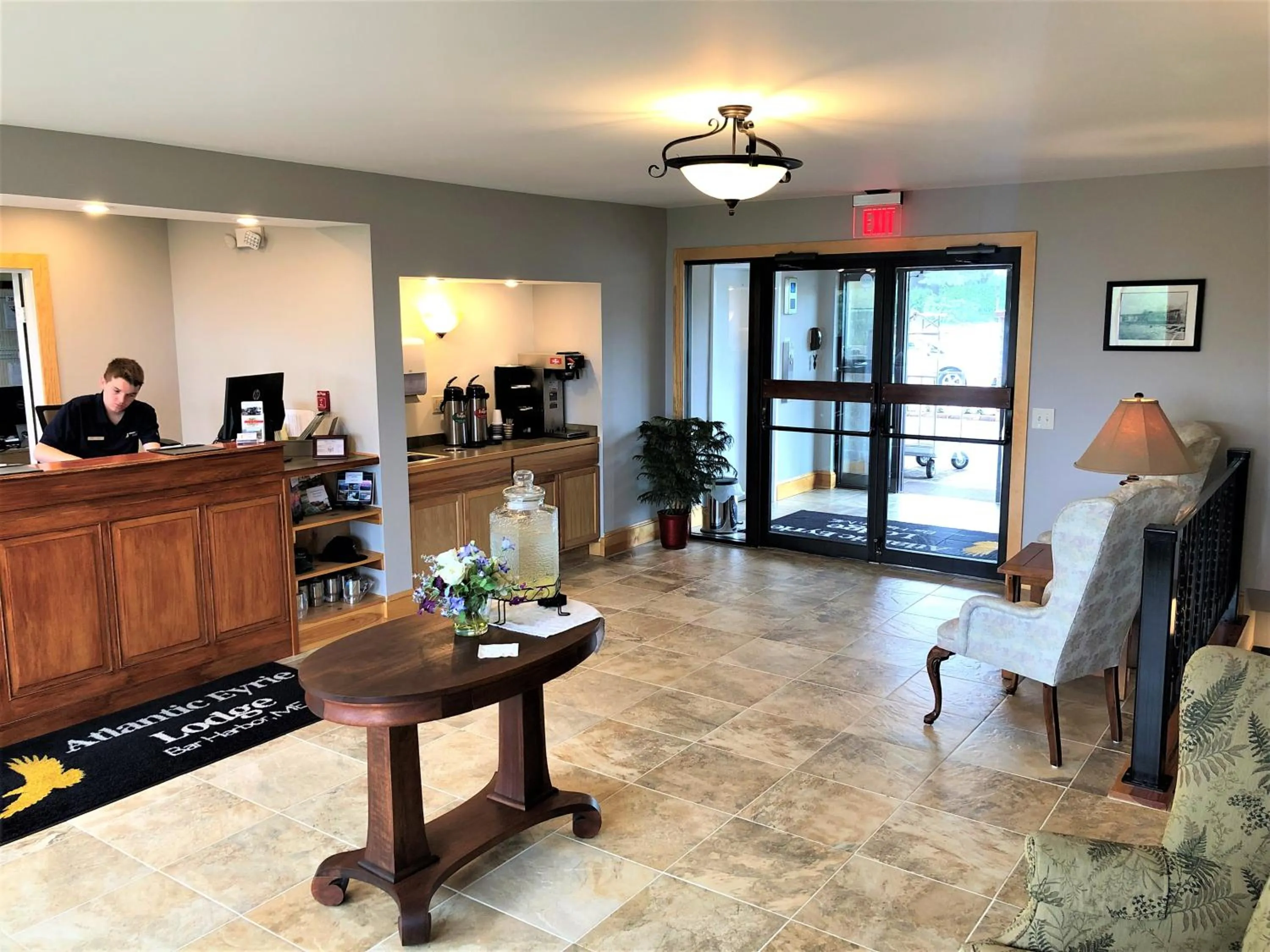 Atlantic Eyrie Lodge