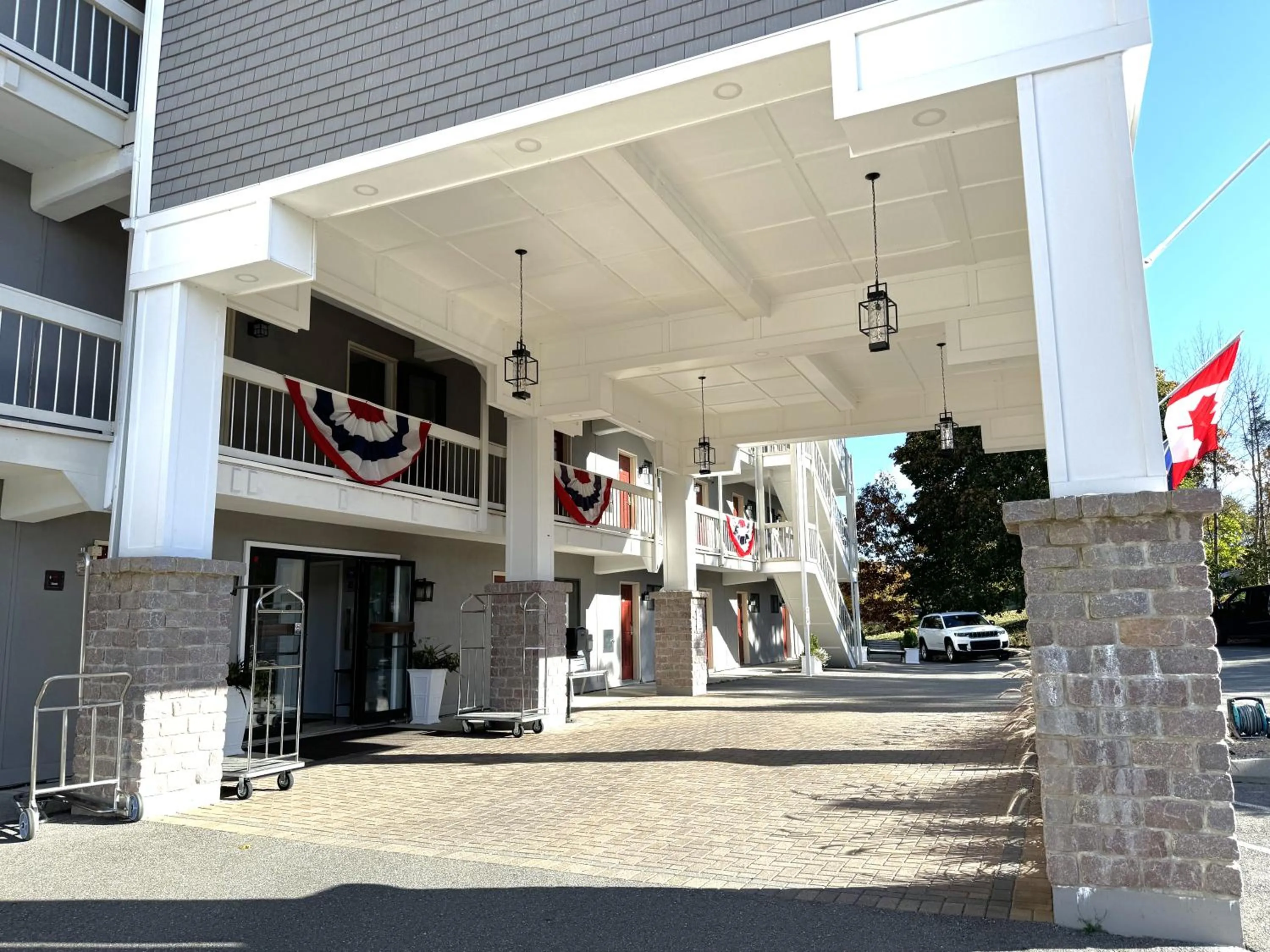 Property building in Atlantic Eyrie Lodge