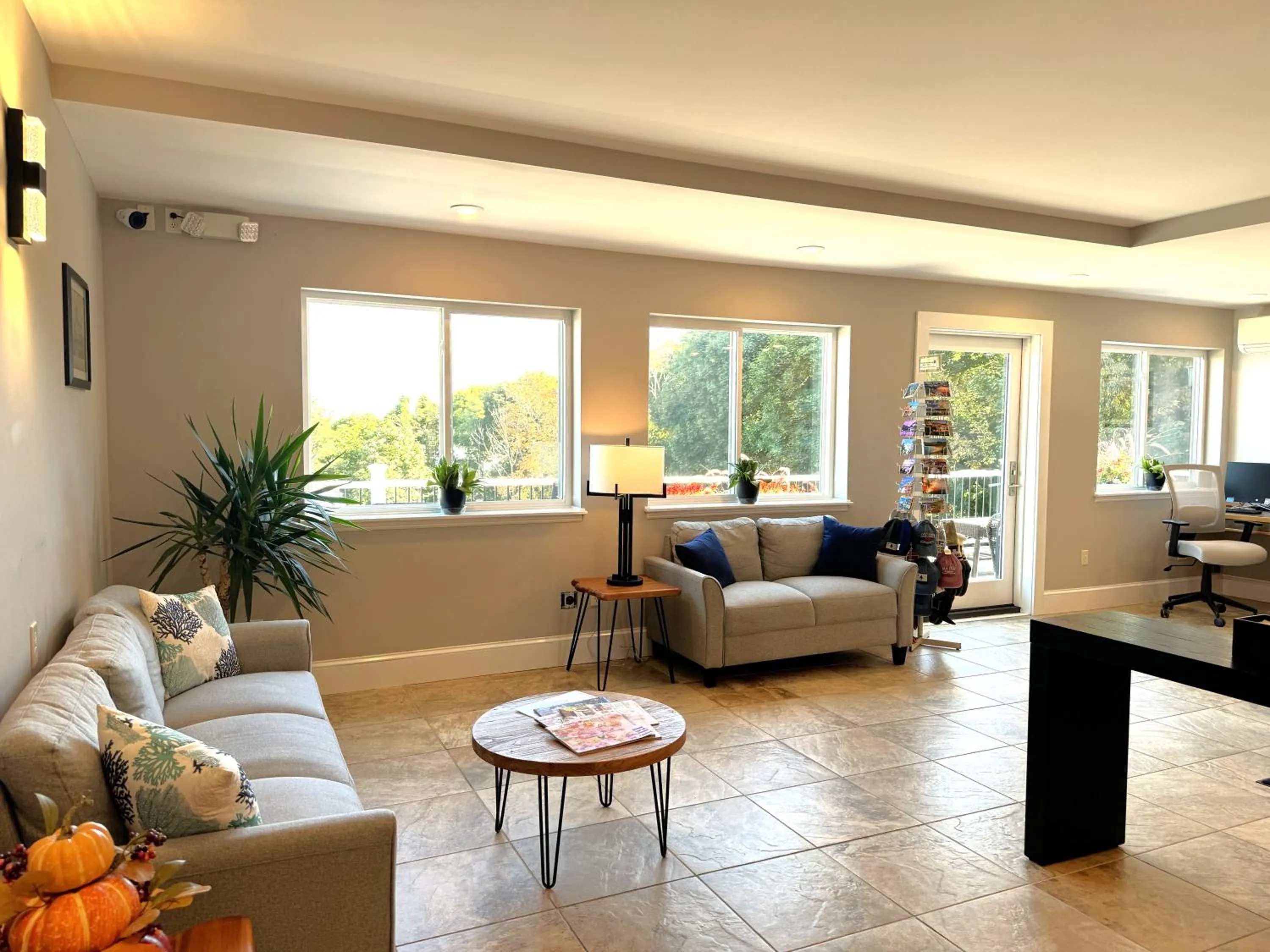 Lobby or reception in Atlantic Eyrie Lodge