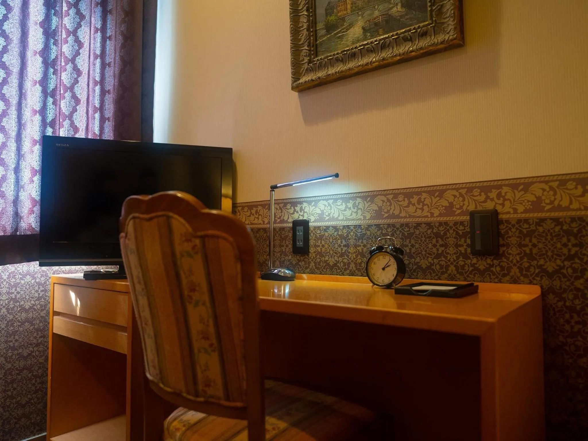 Photo of the whole room in CHRES