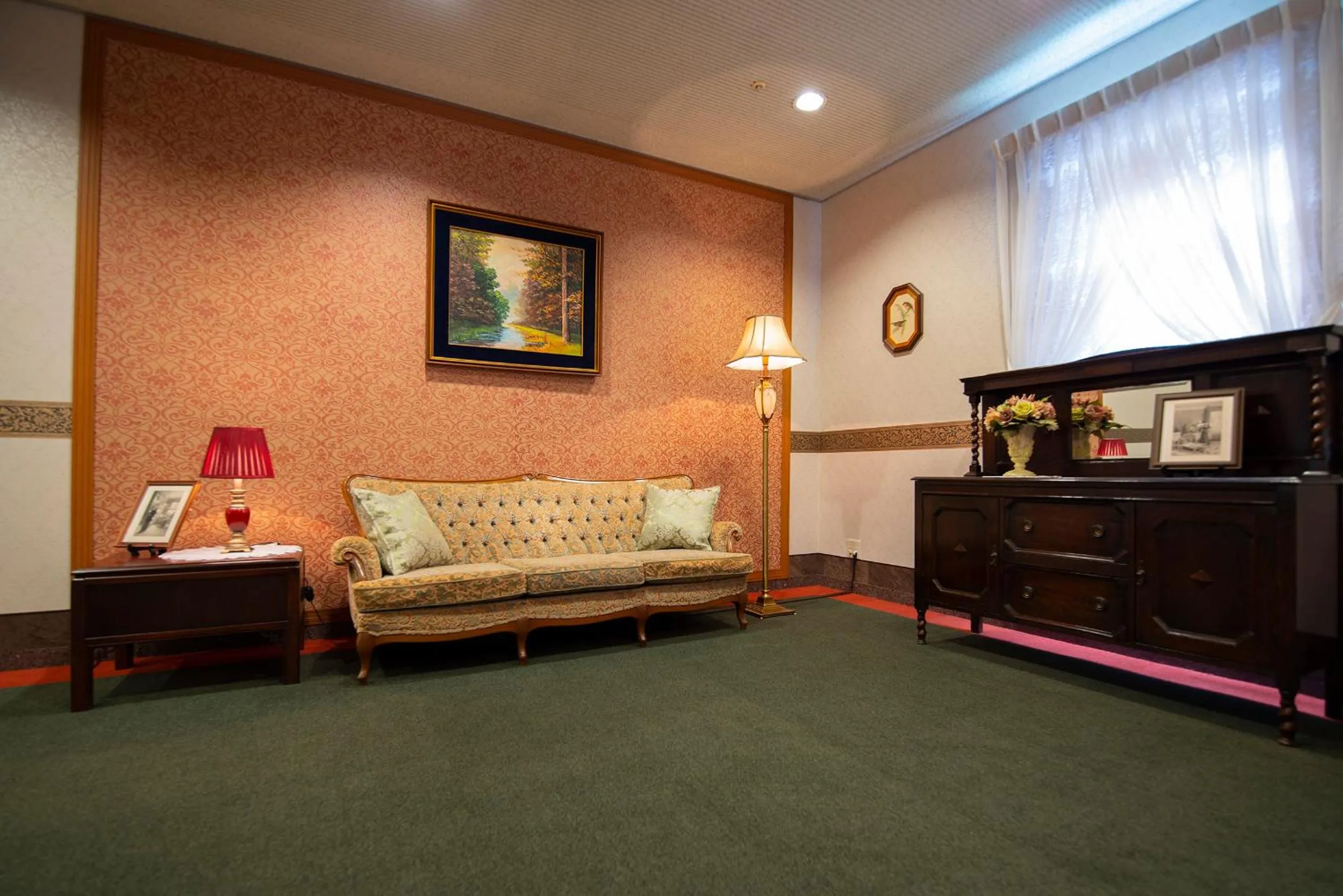 Lobby or reception in CHRES