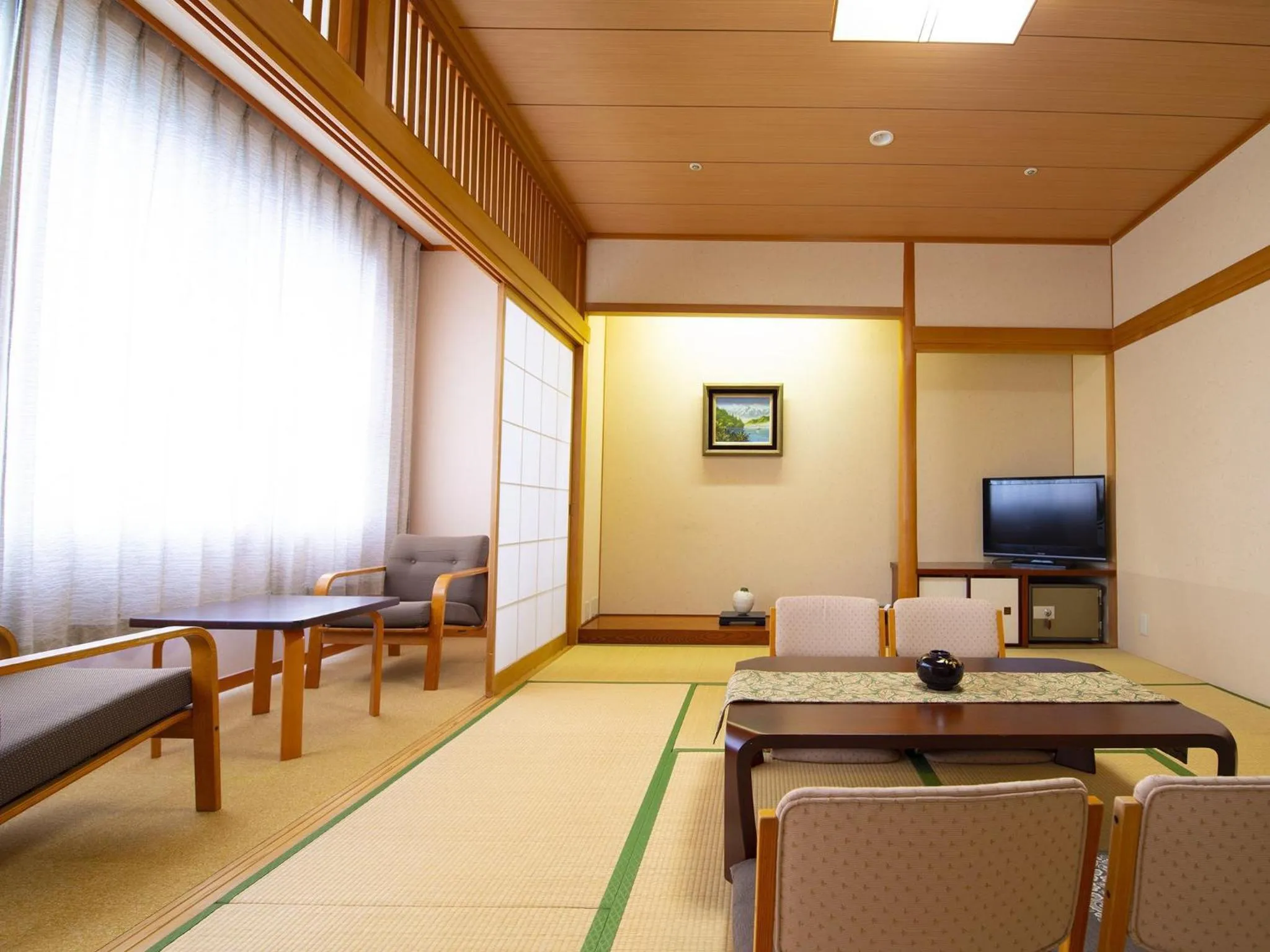 Photo of the whole room in CHRES