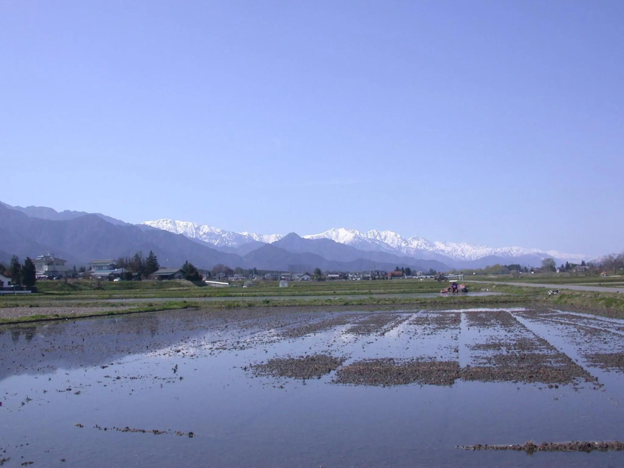 Spring in Canadian Loghouse Inn AzuminoYujin