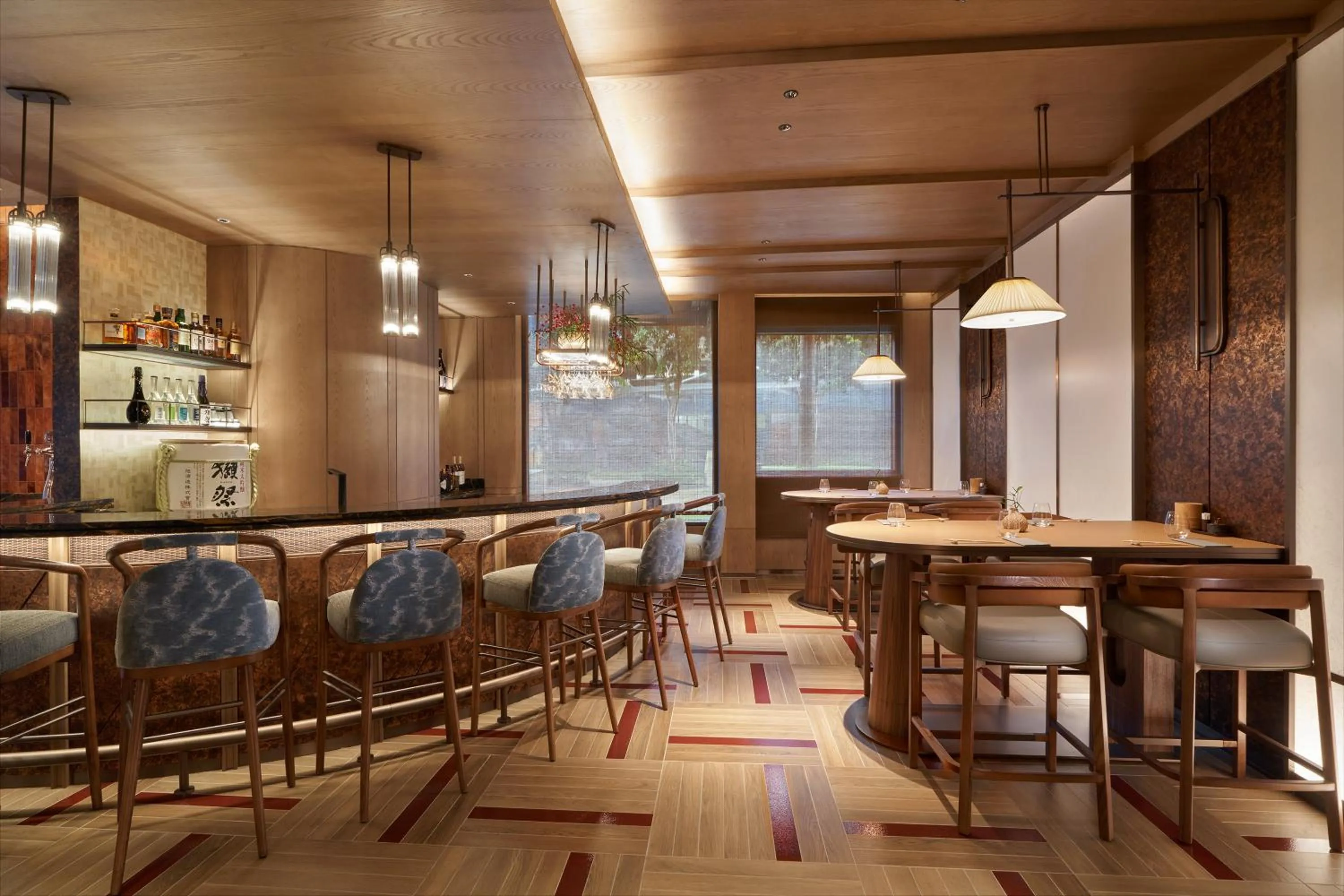 Restaurant/places to eat in Resorts World Sentosa - Hotel Michael